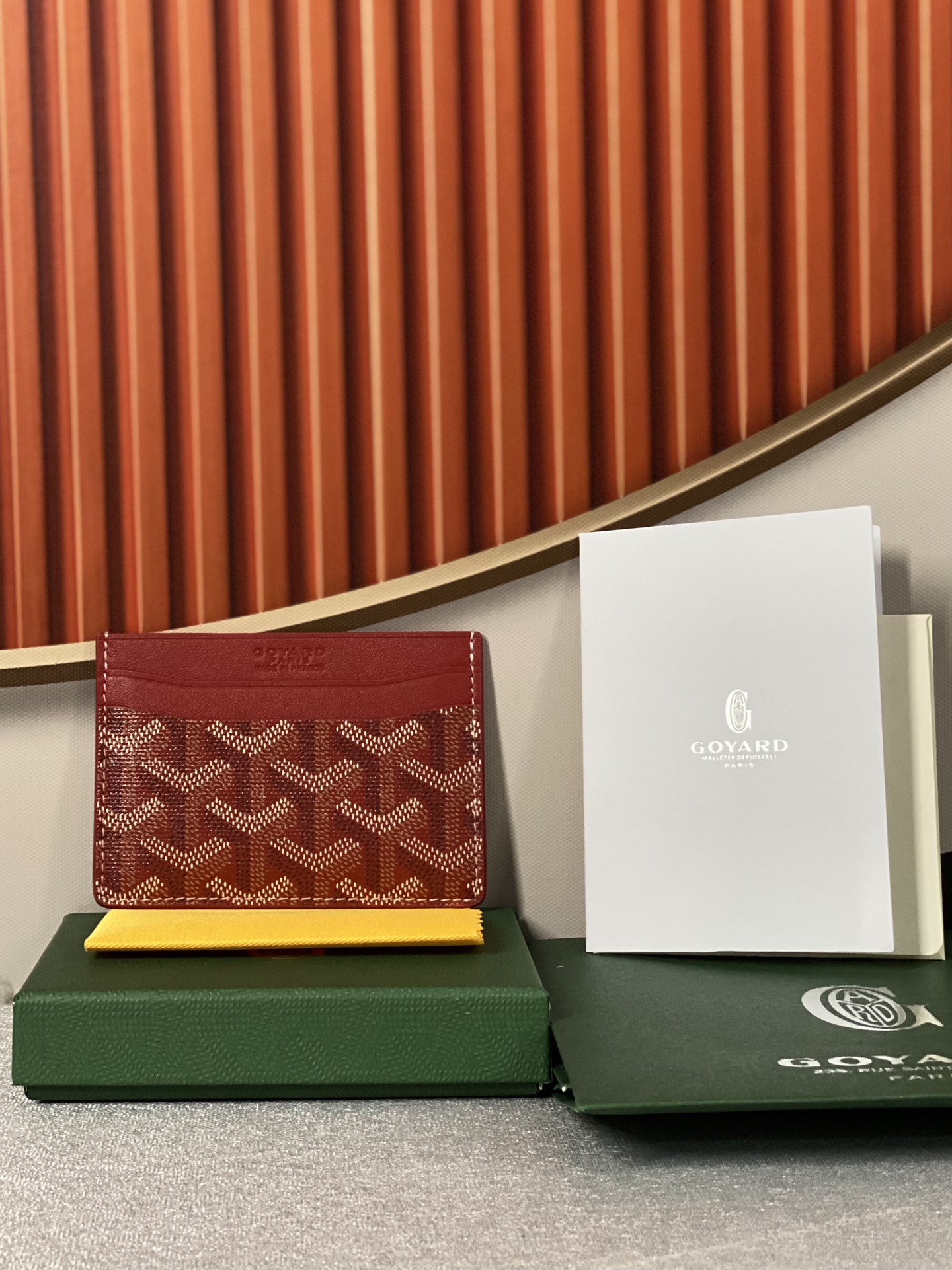 Go*ard card holder