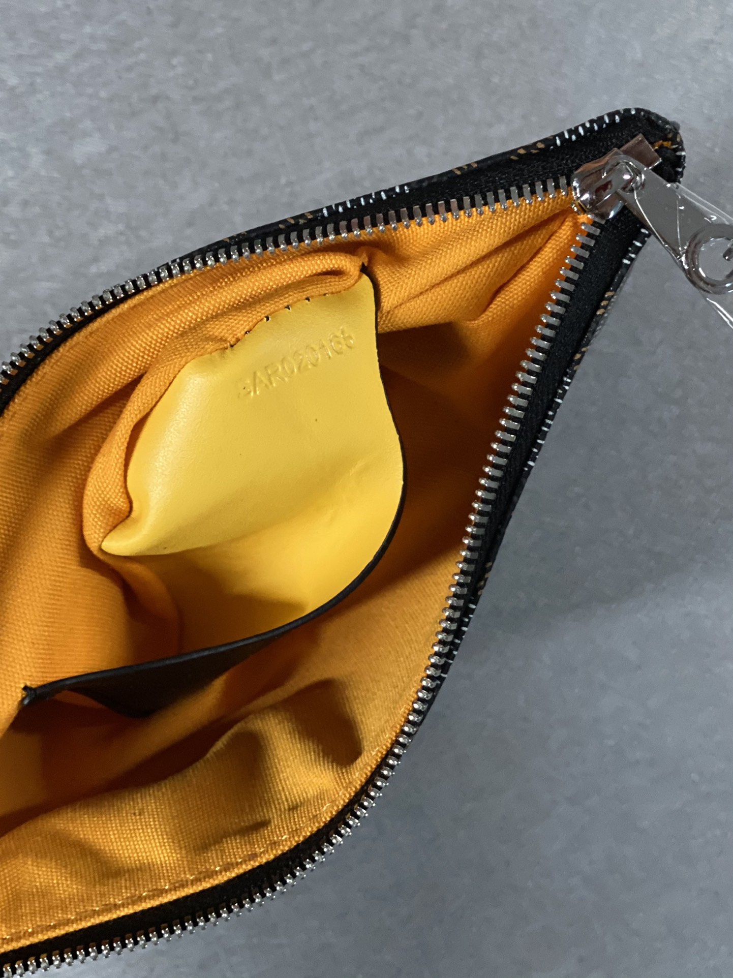 Go*ard sénat pm pouch