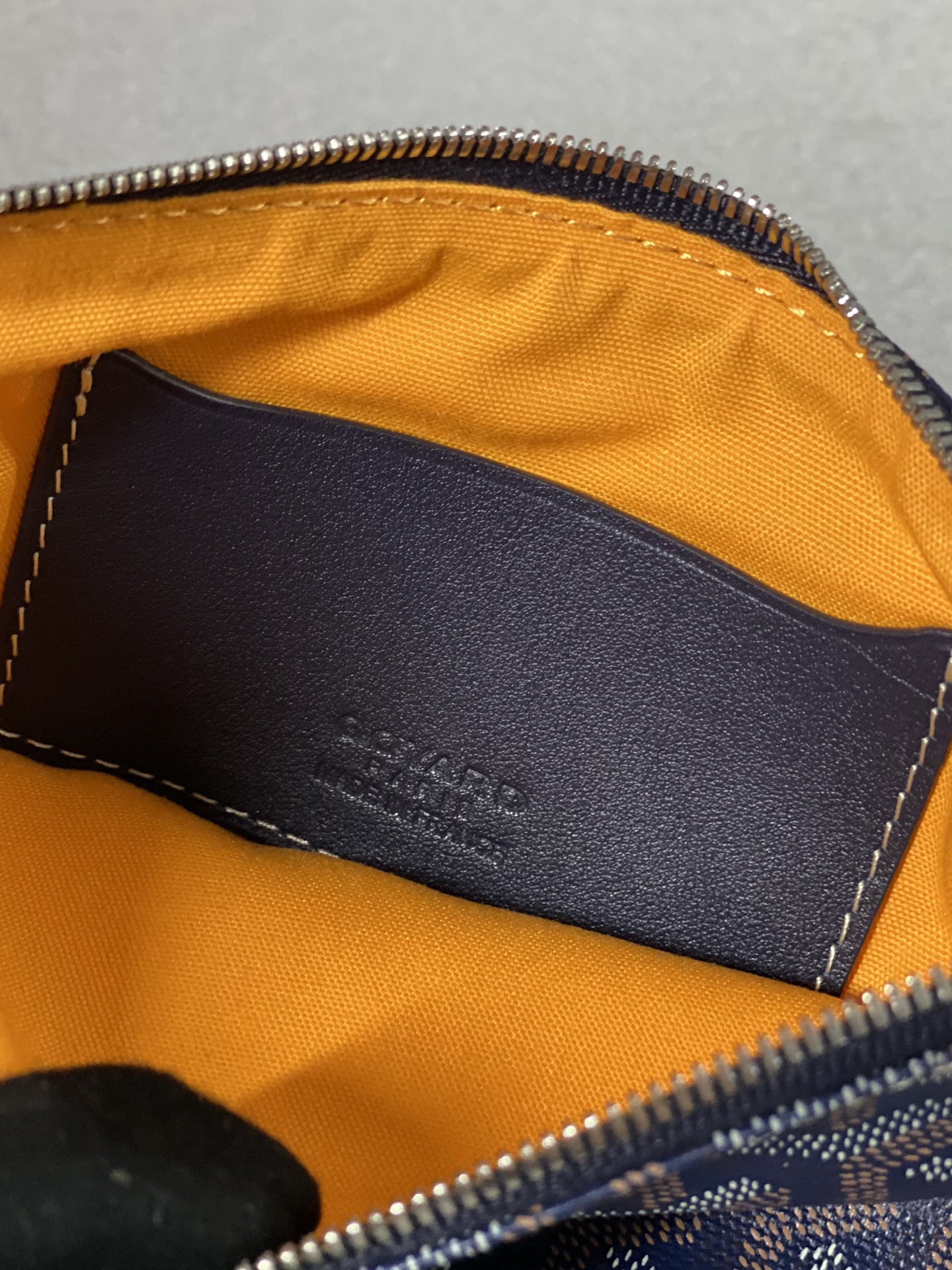 Go*ard sénat pm pouch