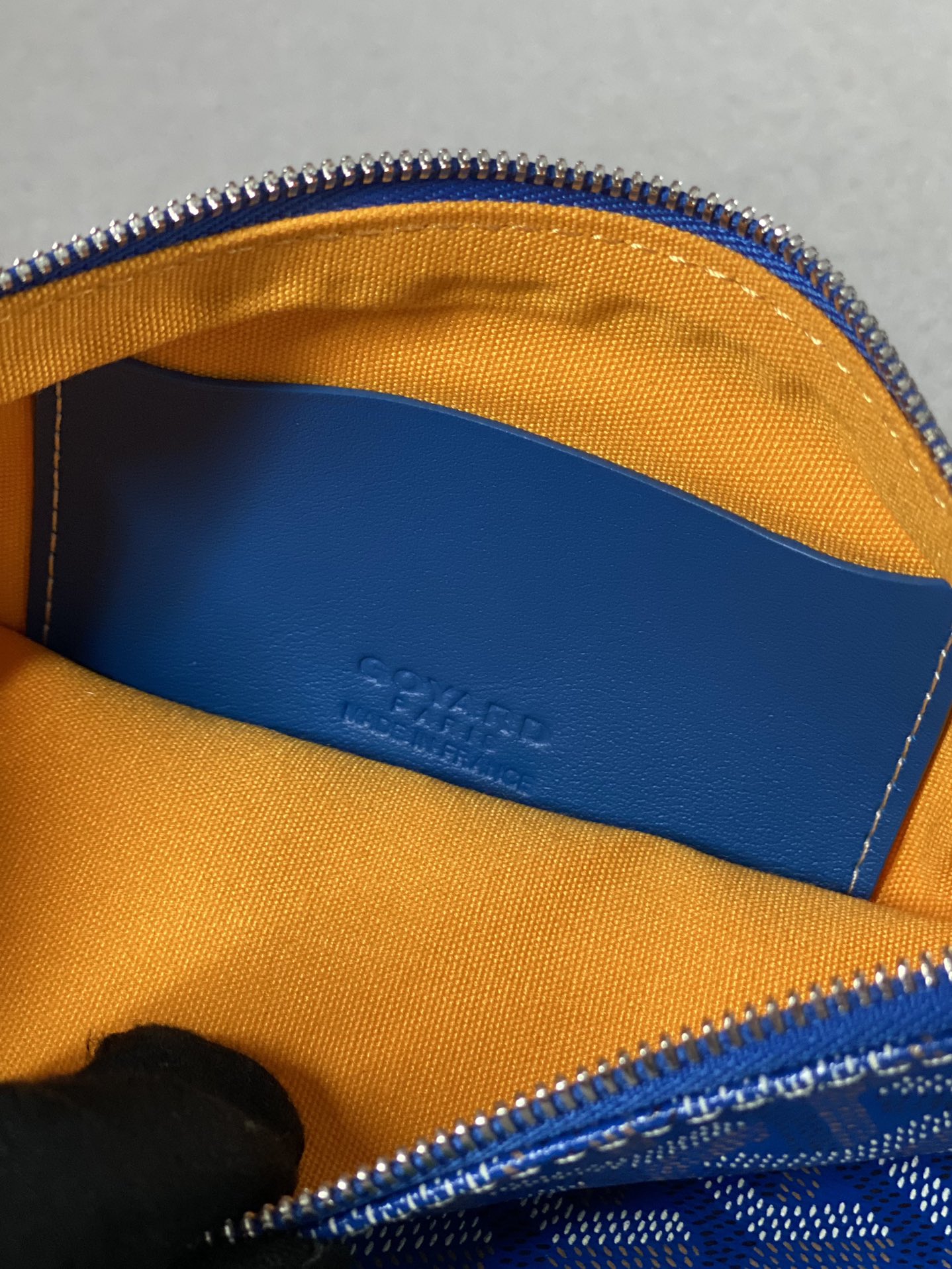 Go*ard sénat pm pouch