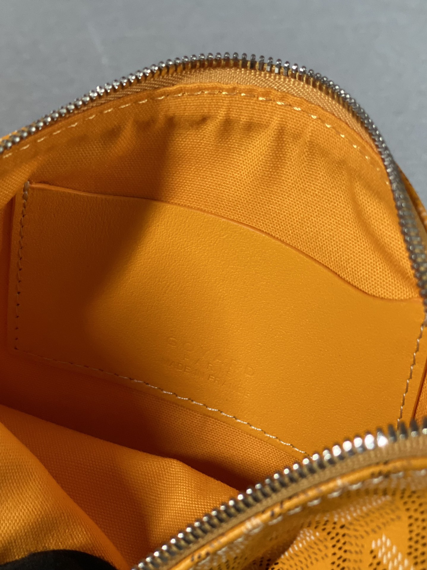 Go*ard sénat pm pouch
