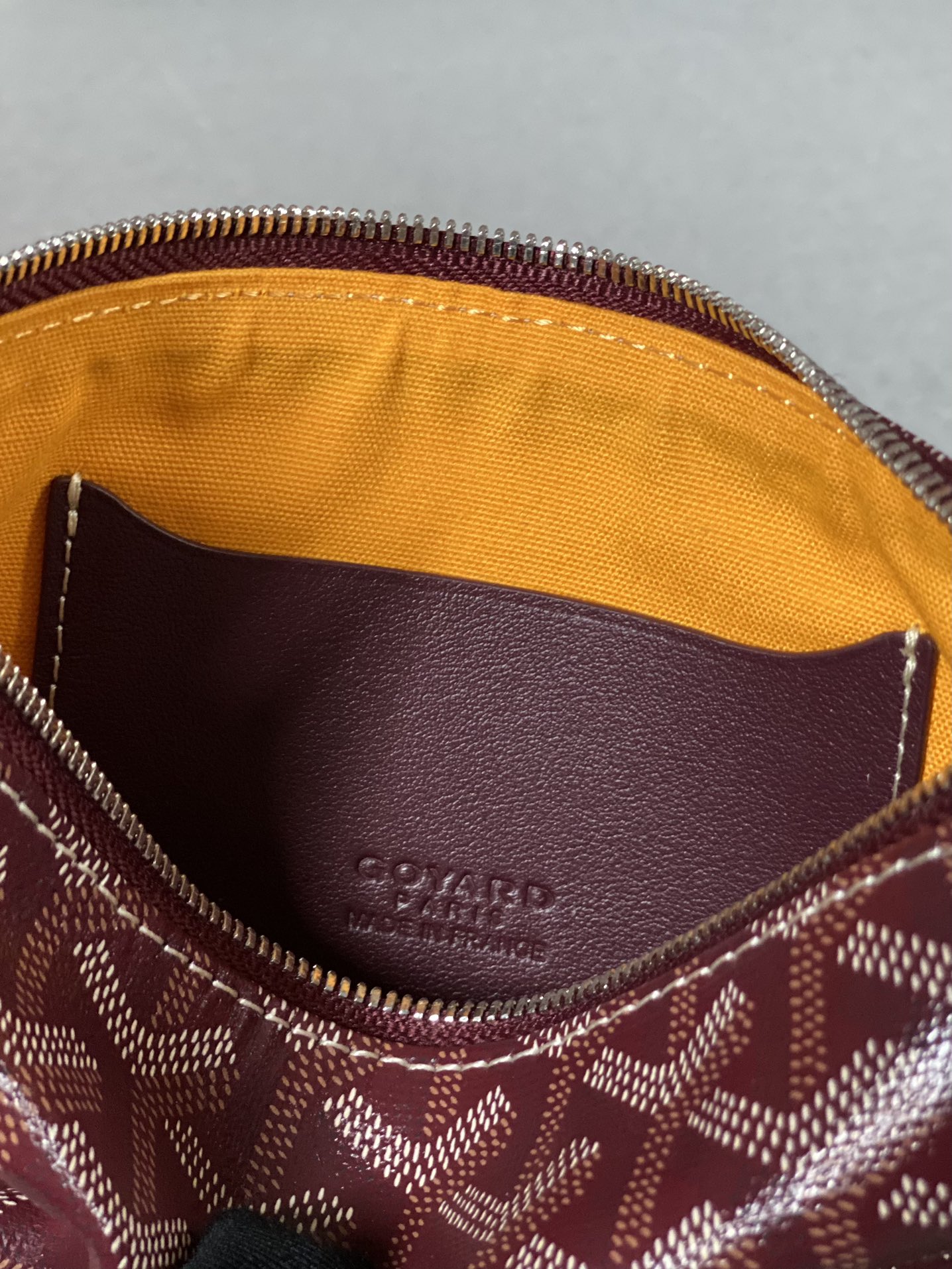 Go*ard sénat pm pouch