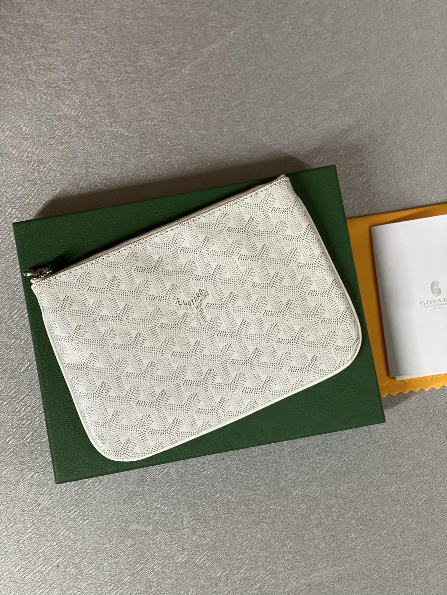 Go*ard sénat pm pouch