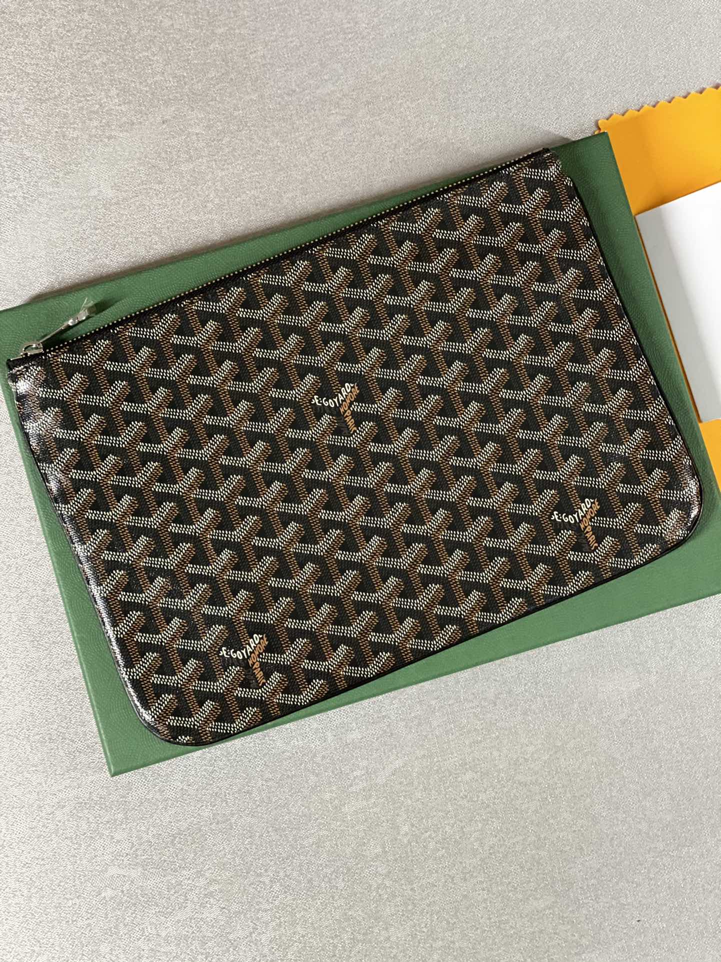 Go*ard sénat mm pouch