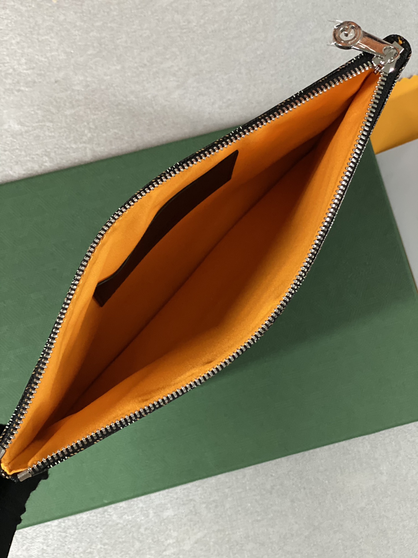 Go*ard sénat mm pouch