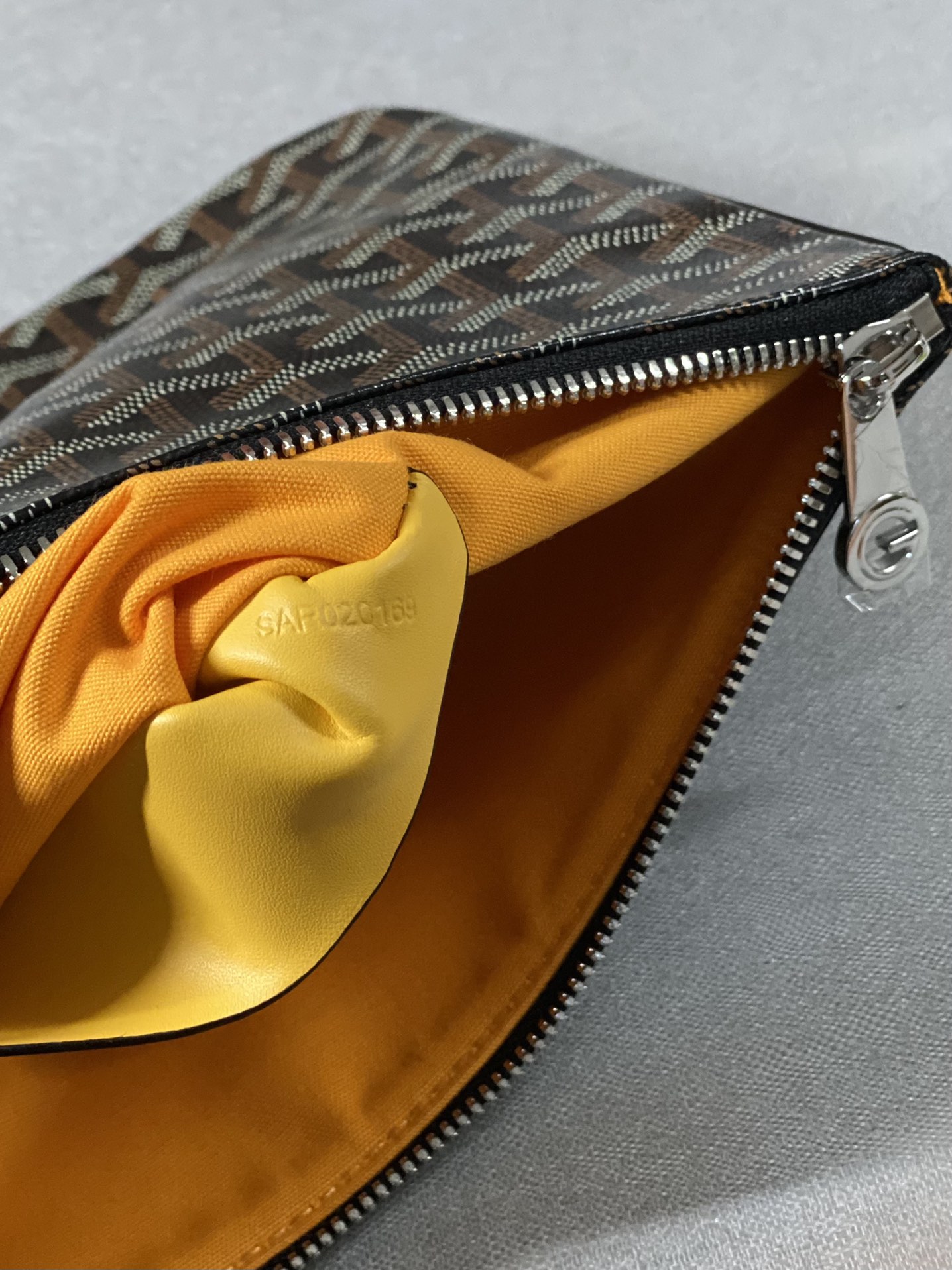 Go*ard sénat mm pouch