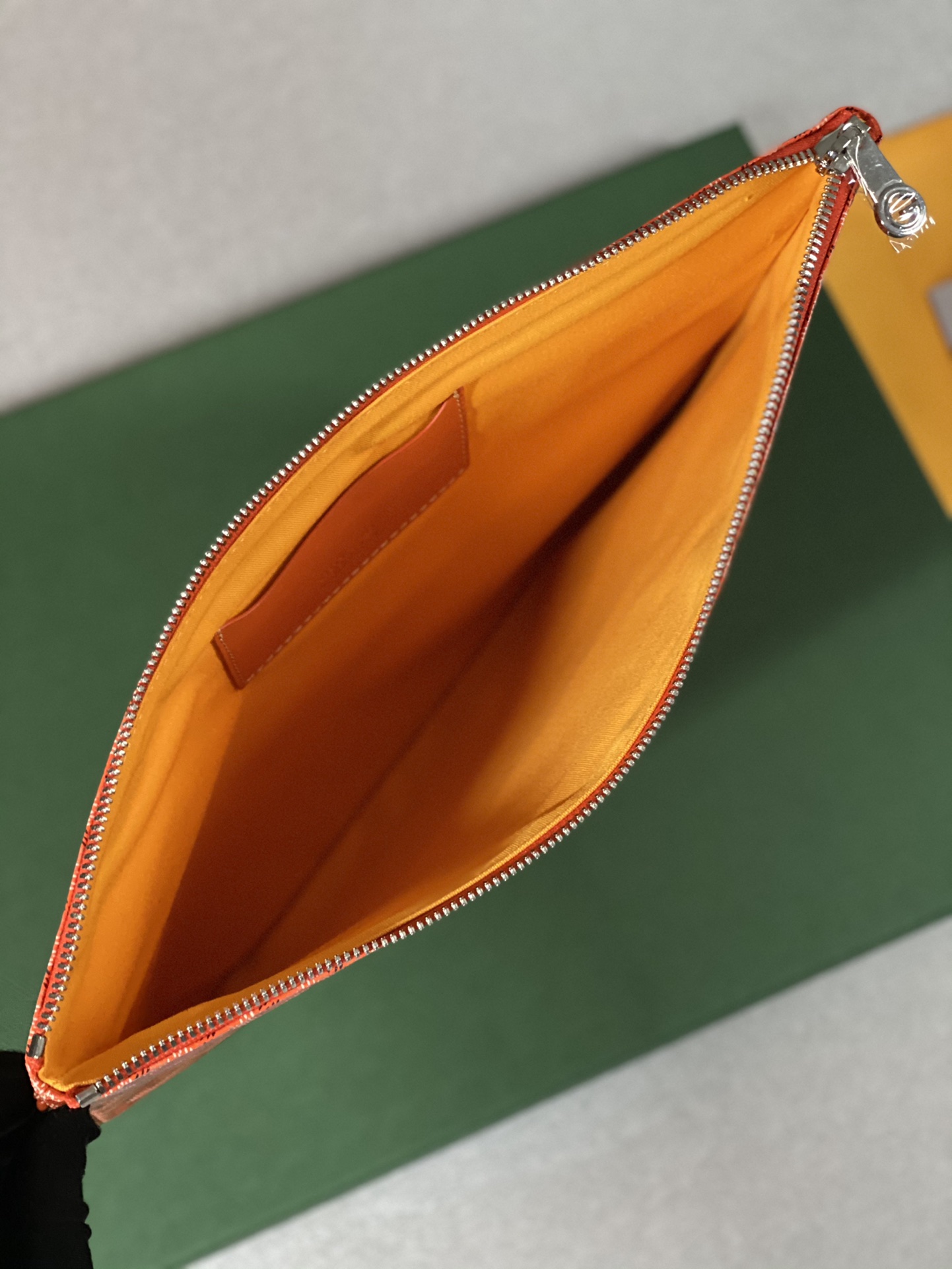 Go*ard sénat mgm pouch