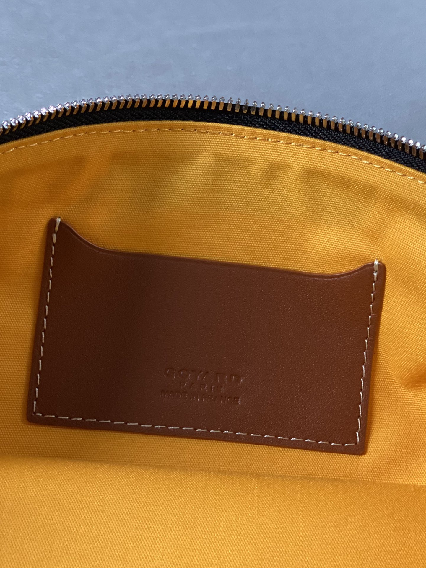 Go*ard sénat mgm pouch