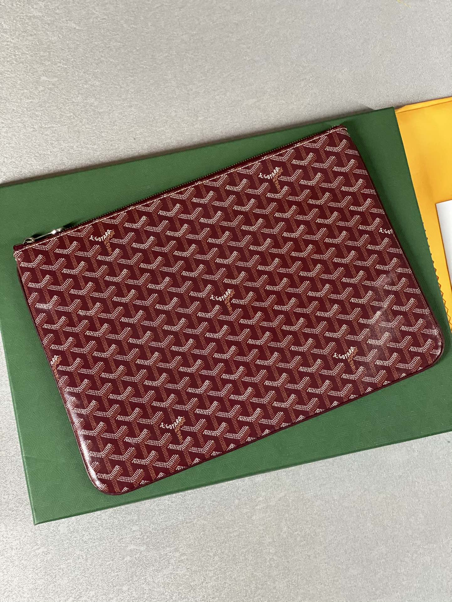 Go*ard sénat mgm pouch