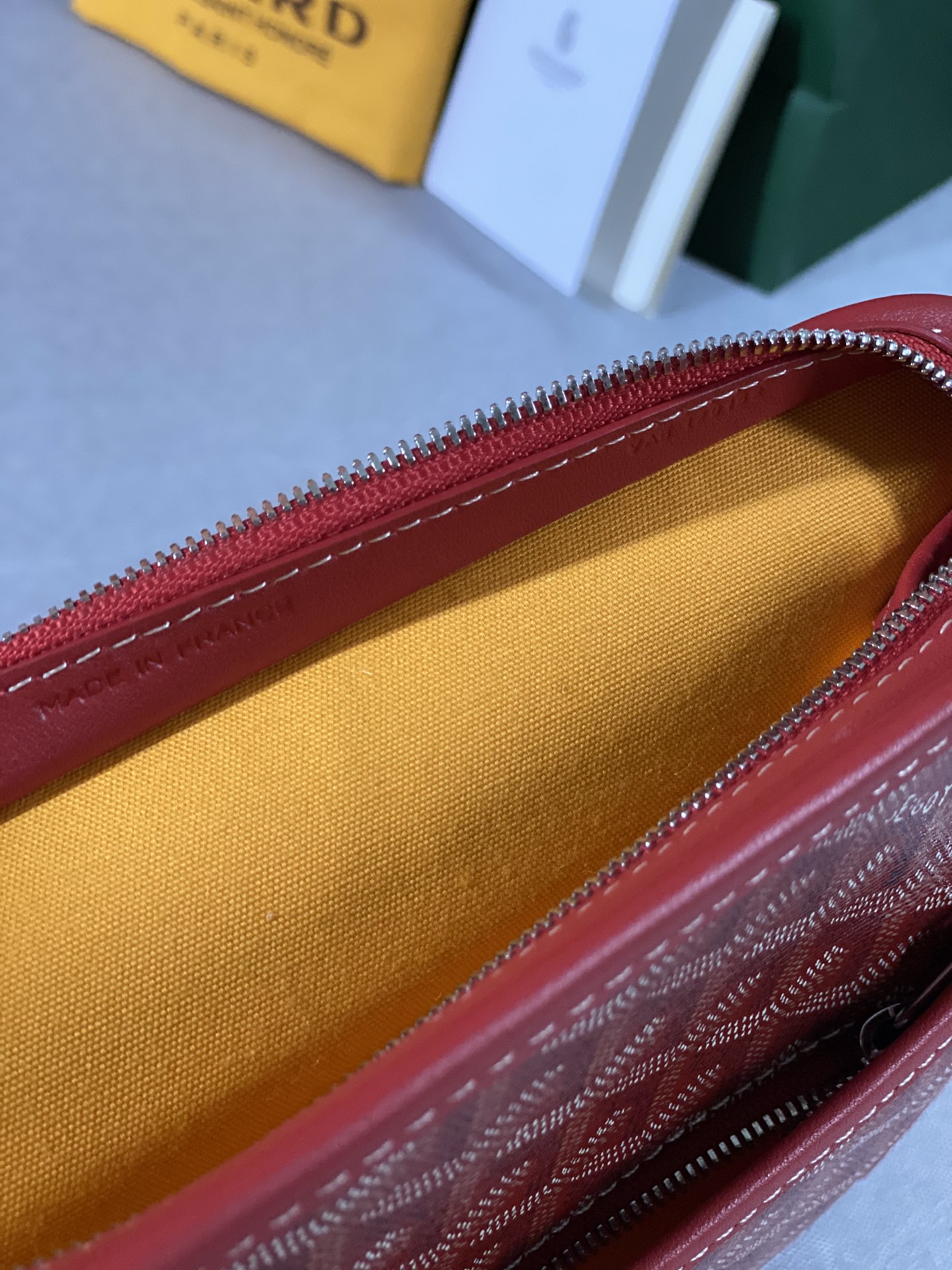 Go*ard jouvence mm toiletry bag