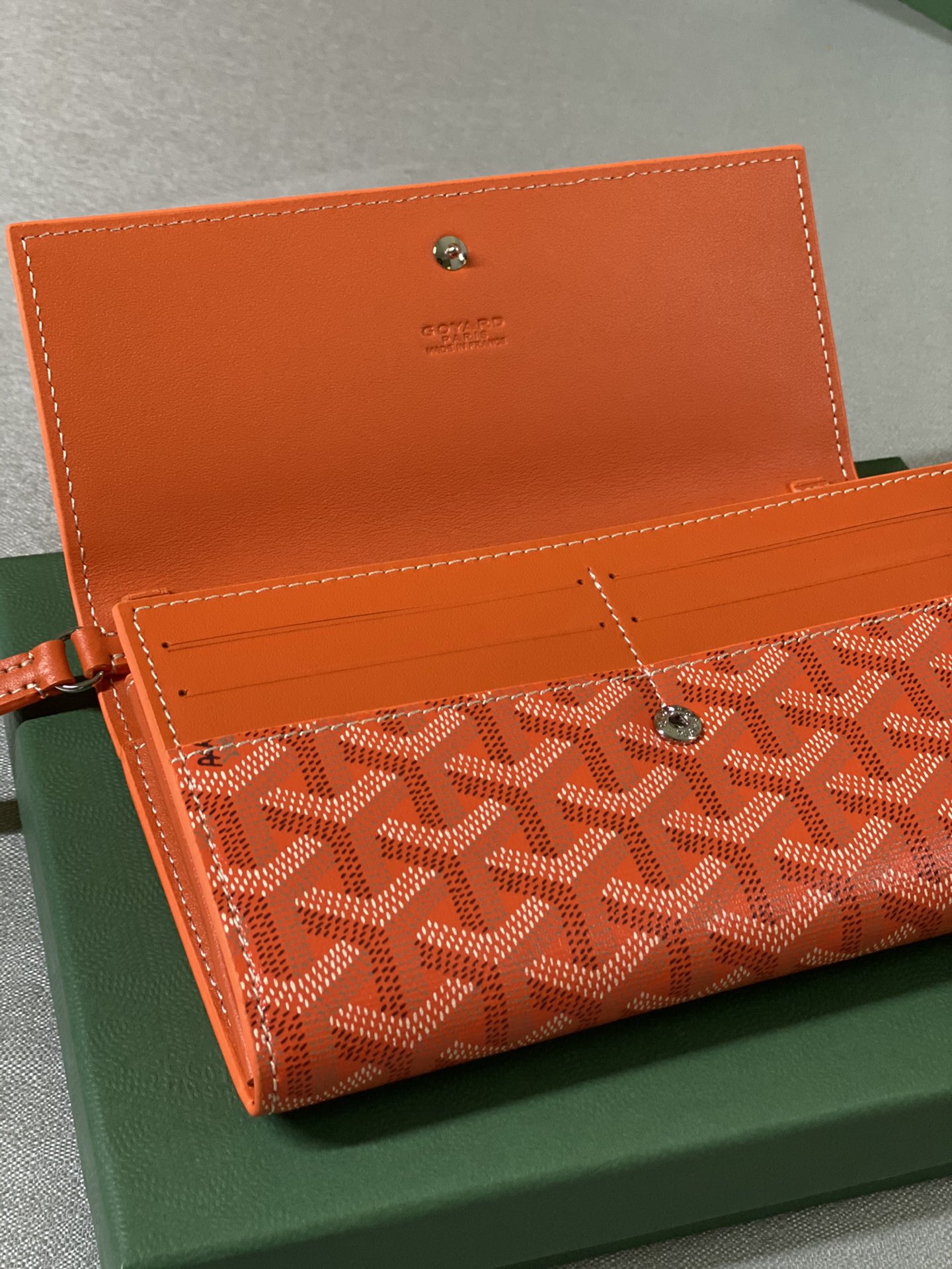 Go*ard varenne continental wallet