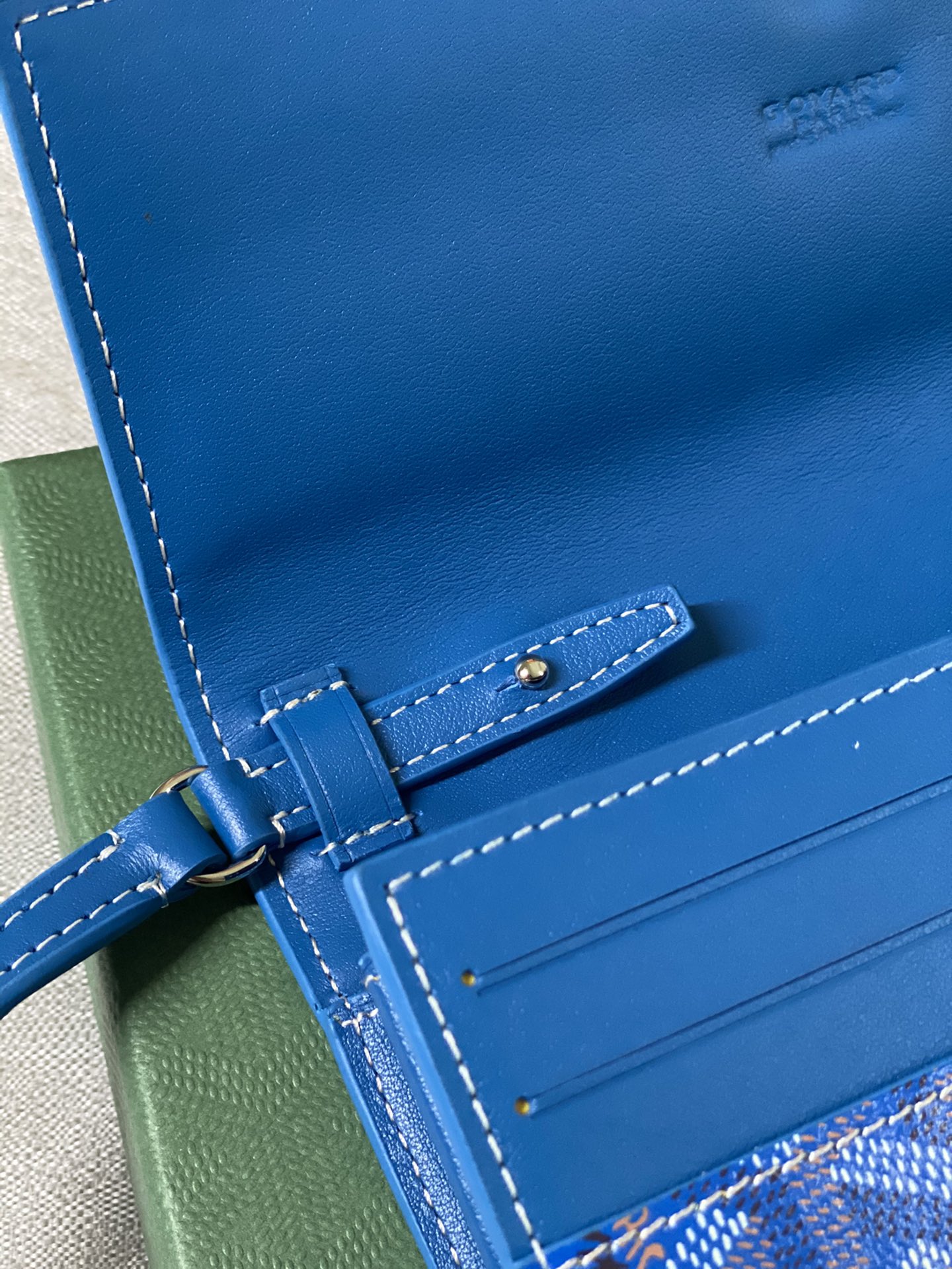 Go*ard varenne continental wallet