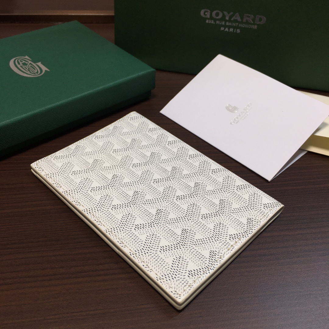 Go*ard grenelle passport cover