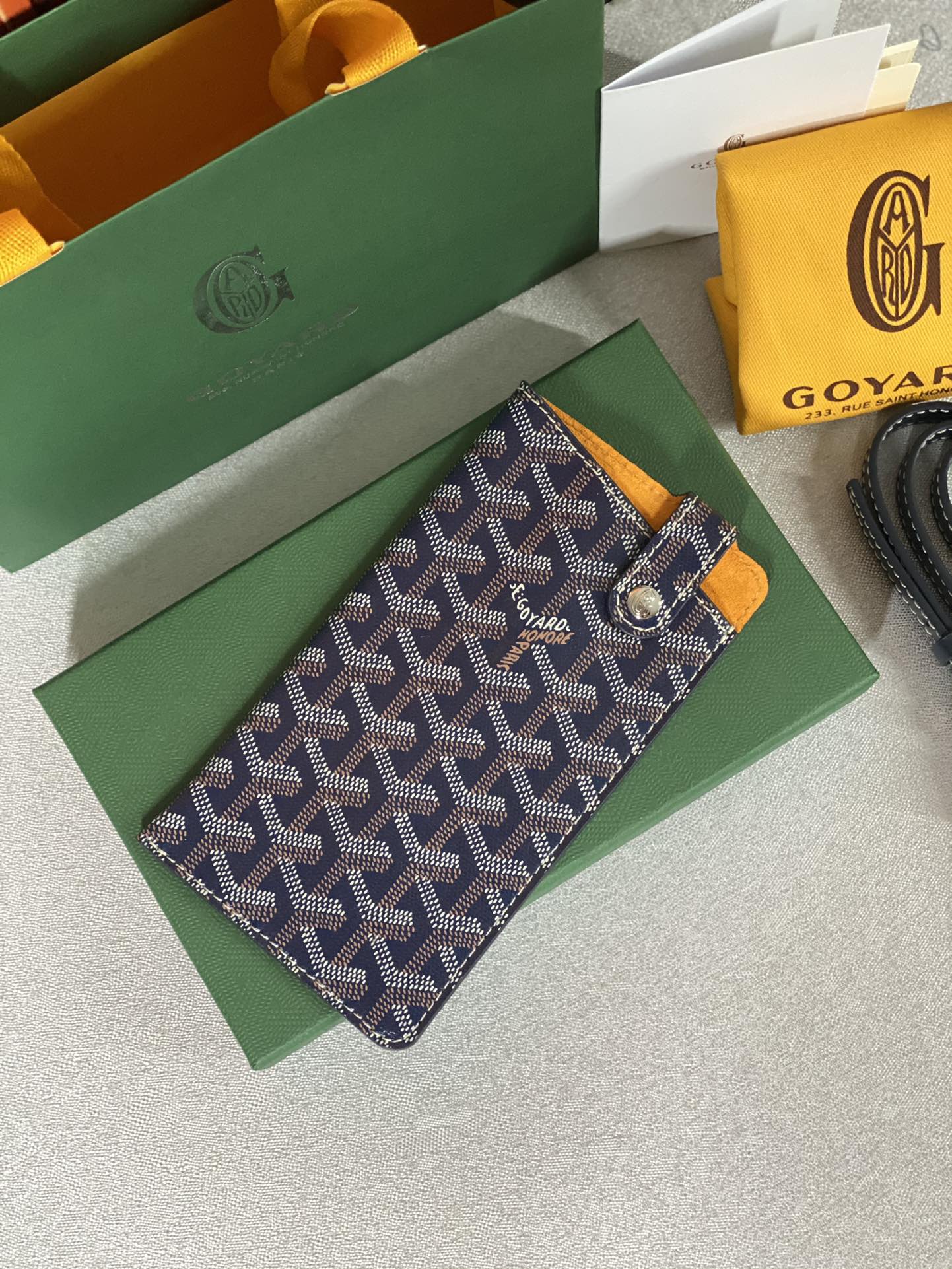 Go*ard montmartre gm case