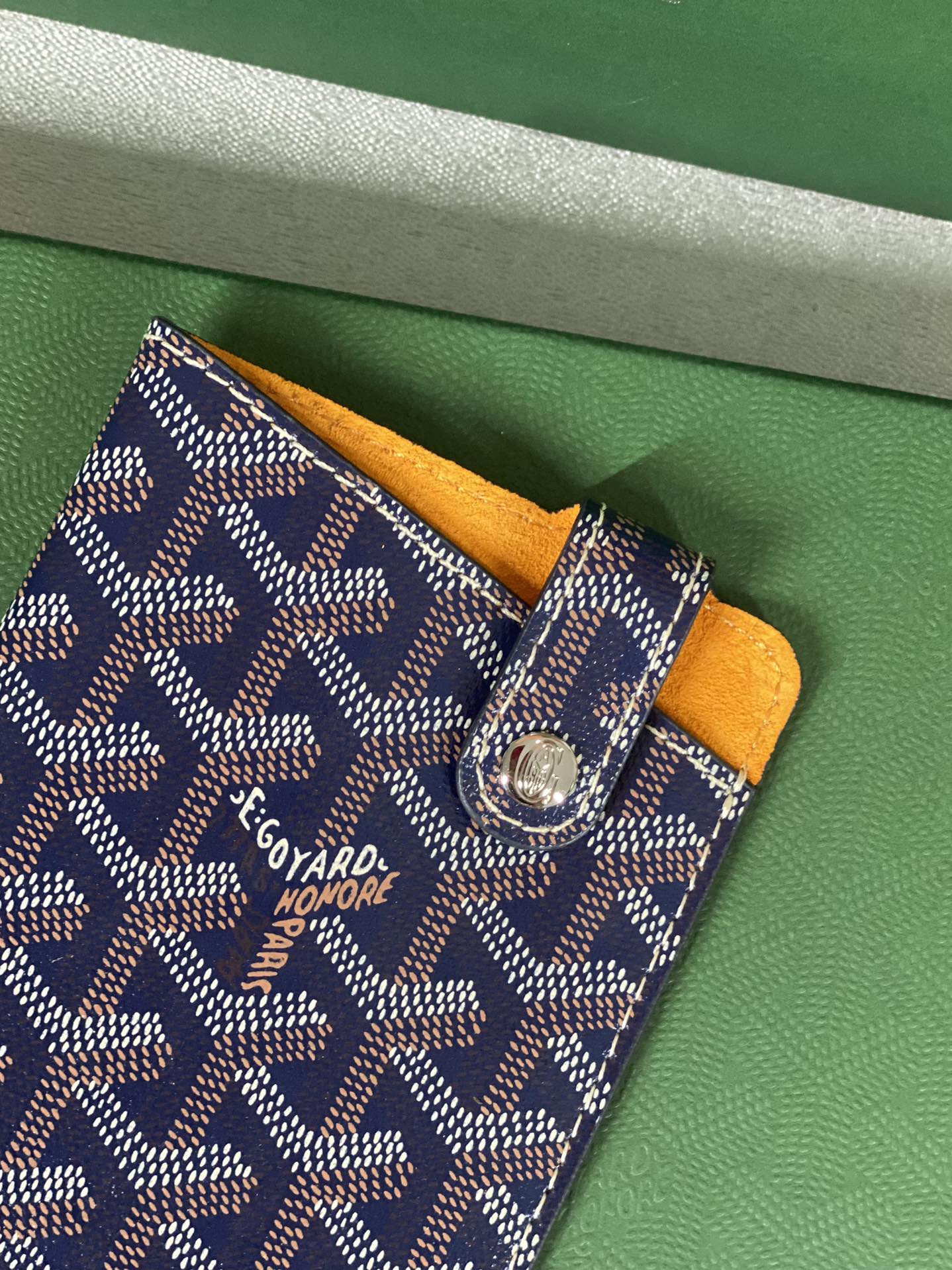 Go*ard montmartre gm case