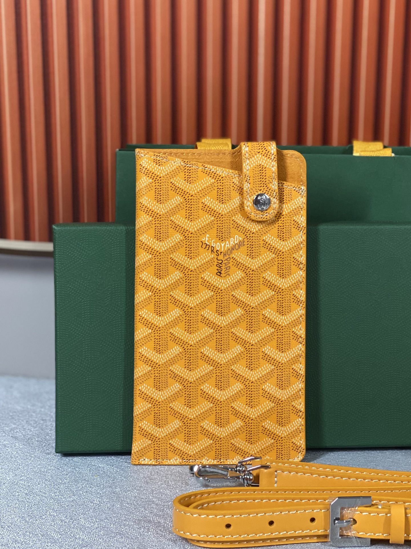 Go*ard montmartre gm case