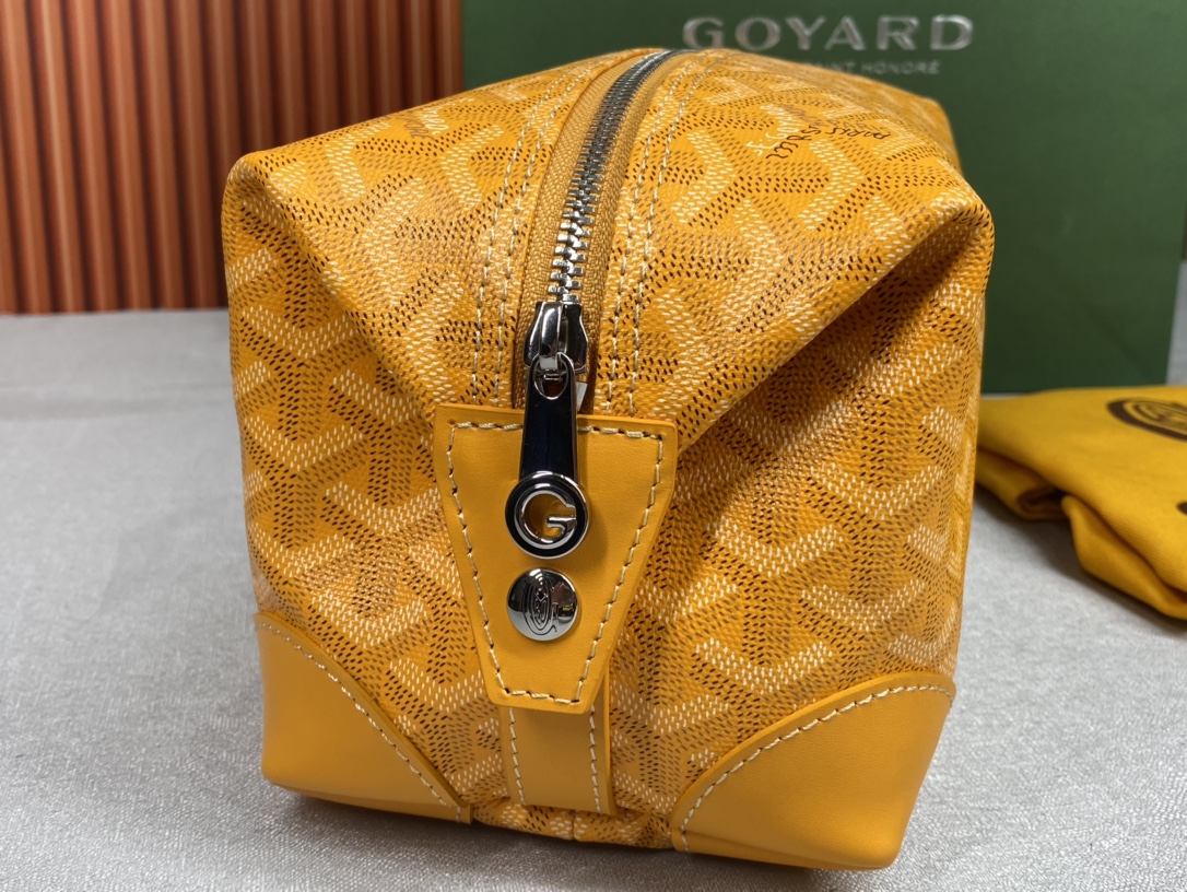 Go*ard bowling 25 toiletry bag