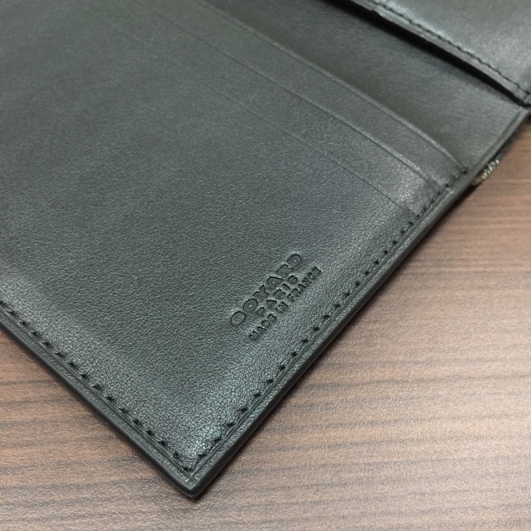 Go*ard long wallet