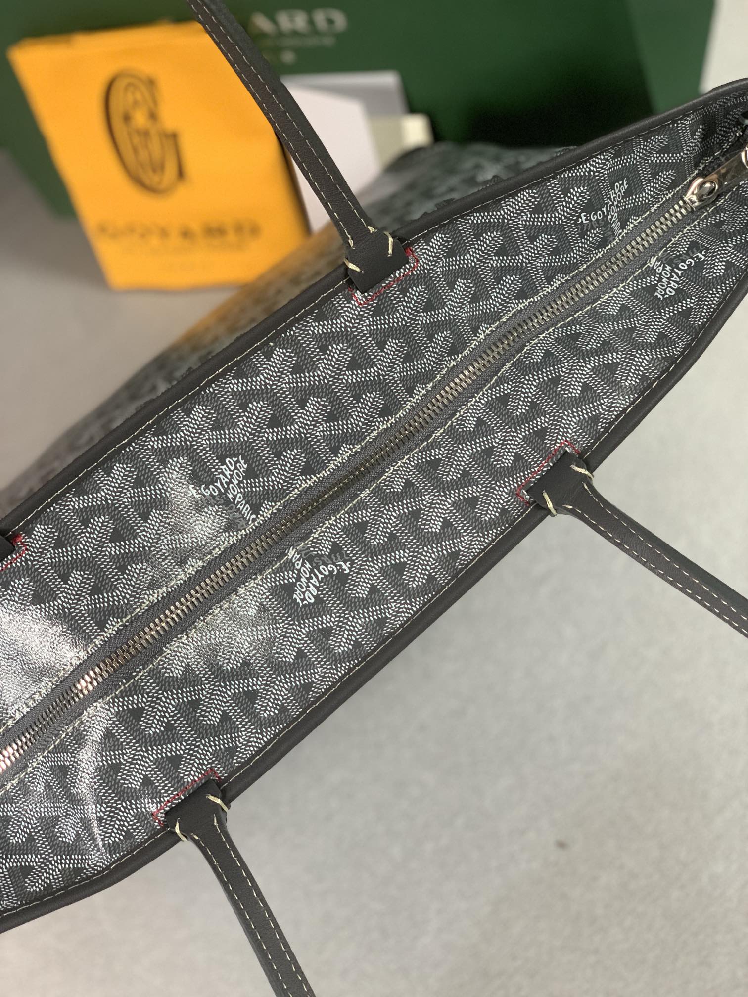 Go*ard artois mm bag