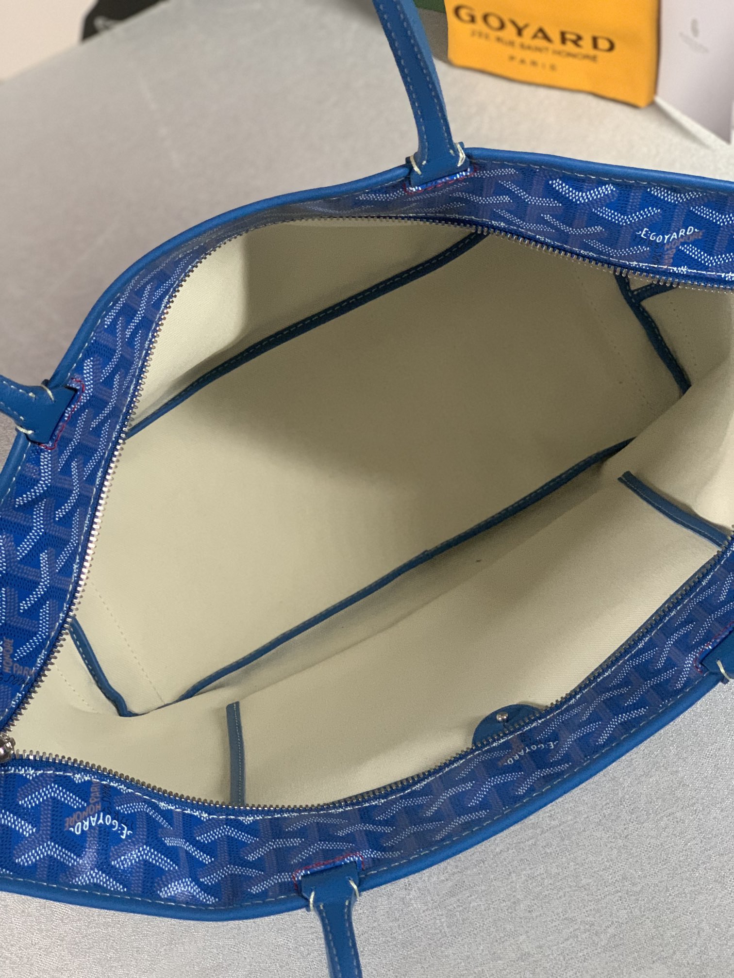 Go*ard artois mm bag