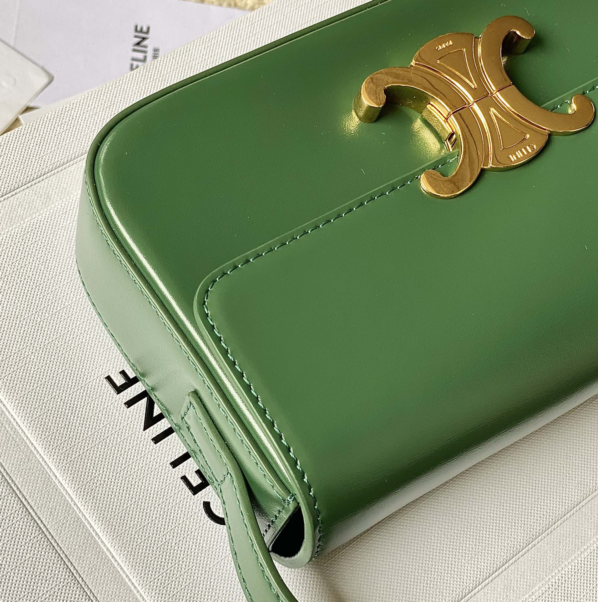 Ce**e triomphe shoulder bag