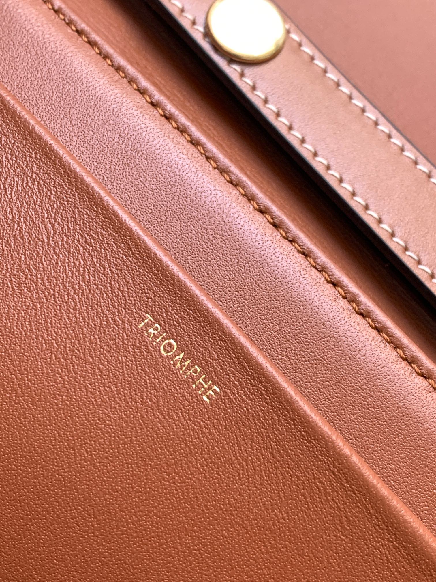 Ce**e trapeze triomphe bag