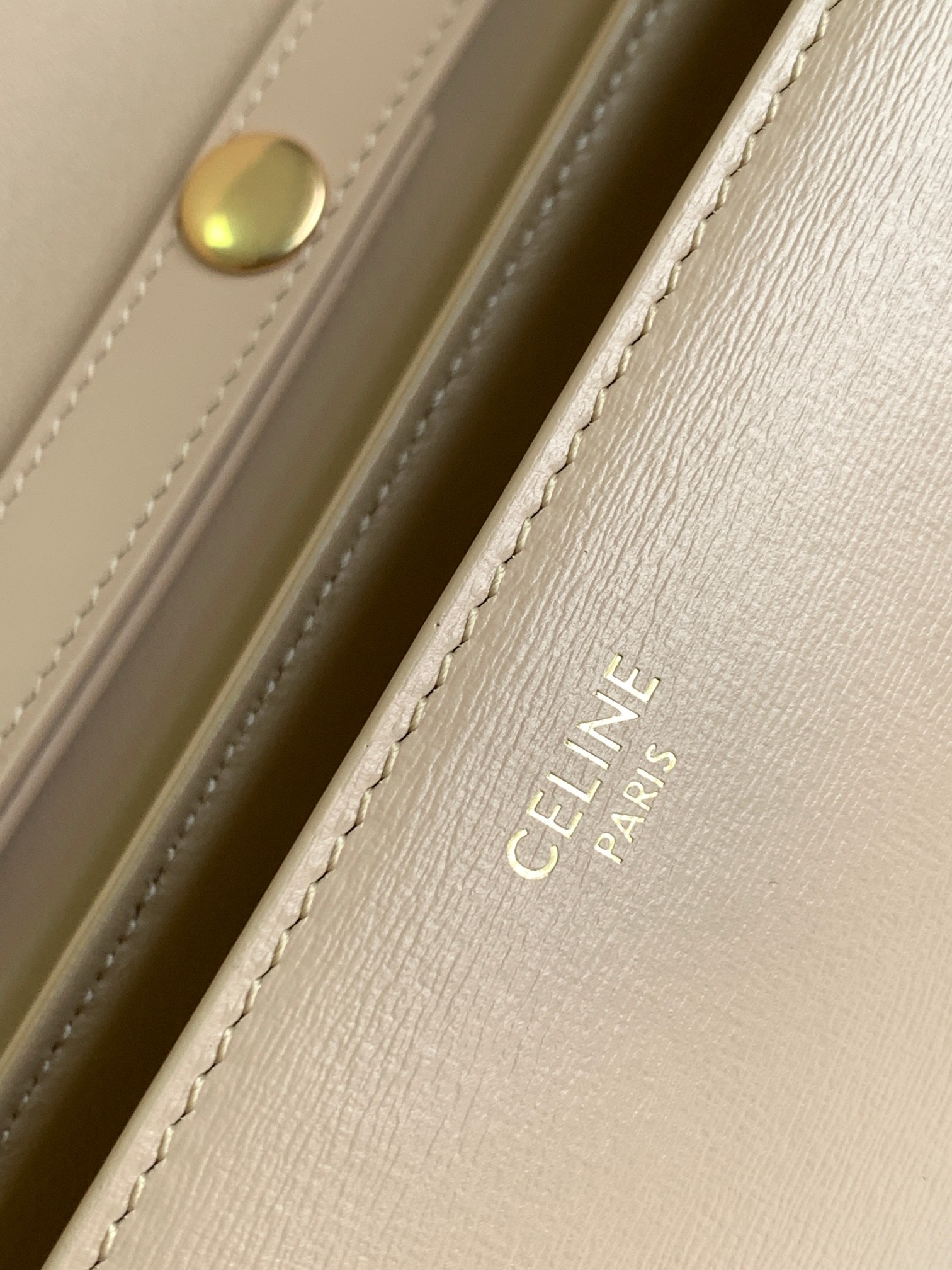 Ce**e trapeze triomphe bag