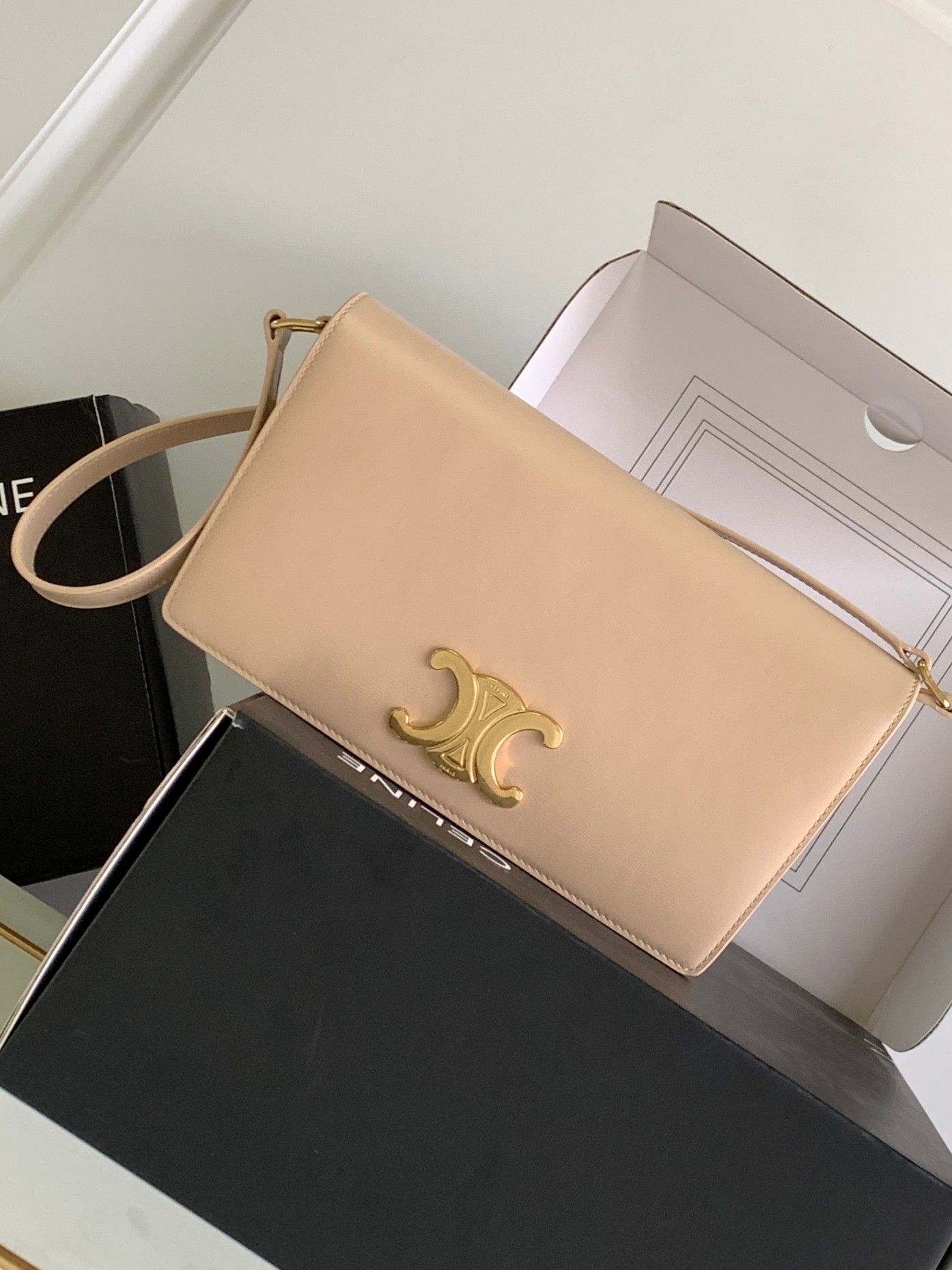 Ce**e trapeze triomphe bag