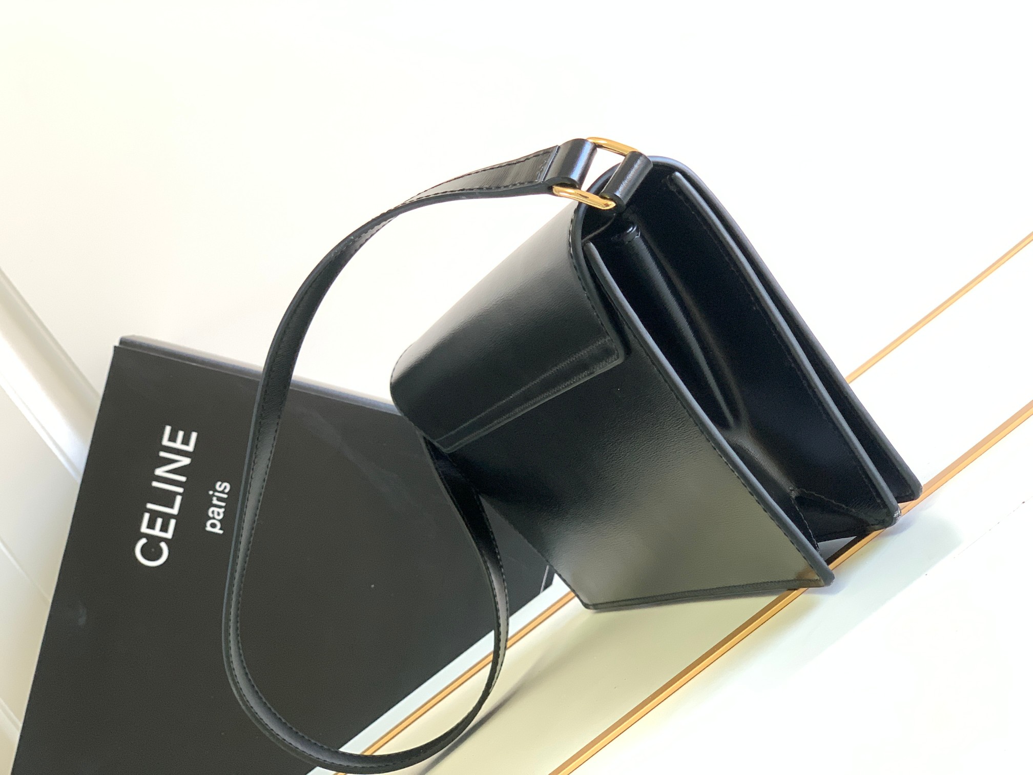 Ce**e trapeze triomphe bag