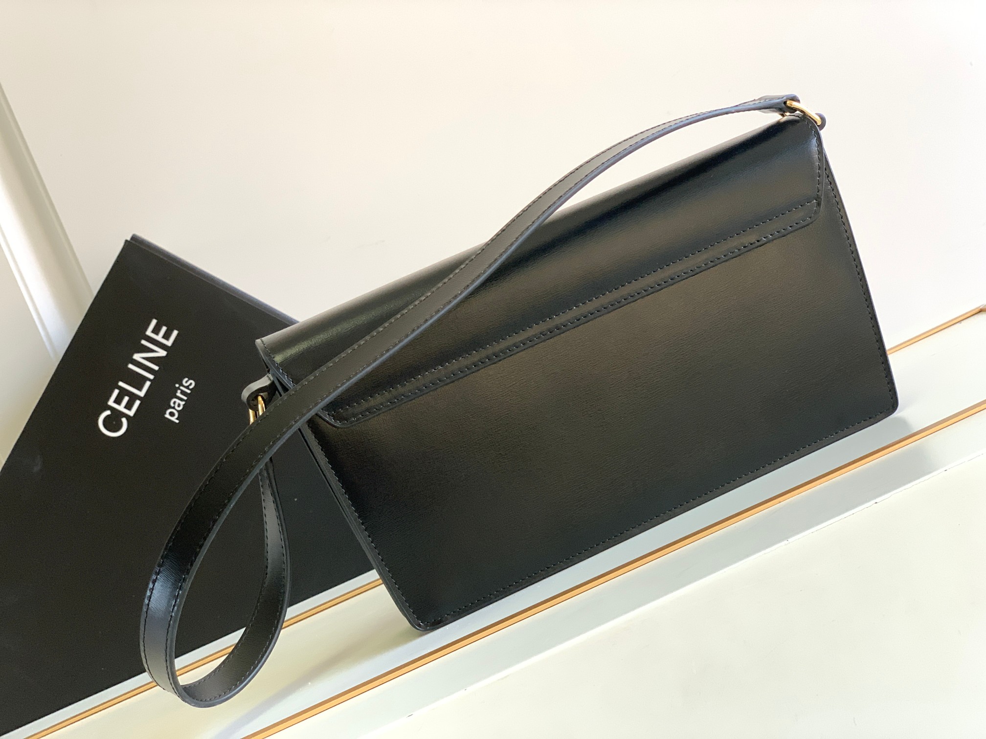 Ce**e trapeze triomphe bag