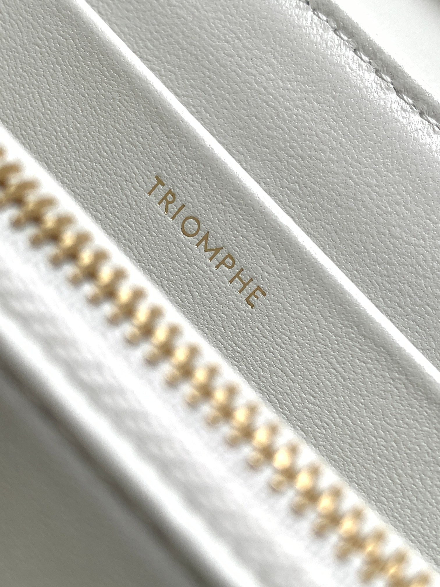 Ce**e trapeze triomphe bag
