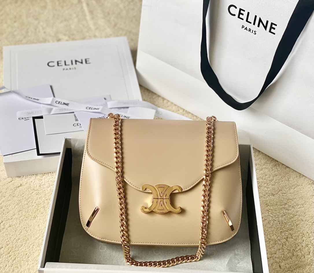 Ce**e besace triomphe bag
