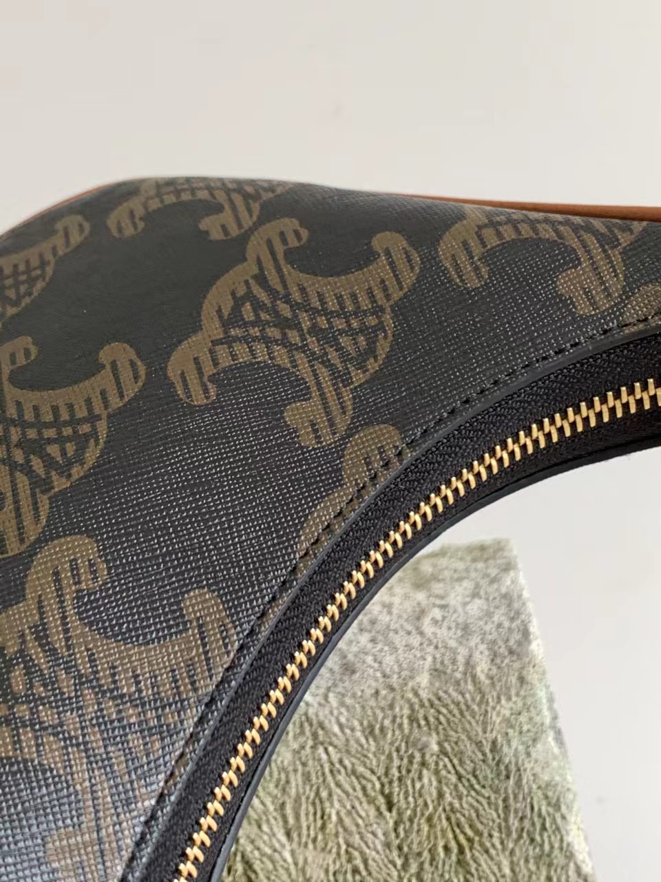 Ce**e ava bag