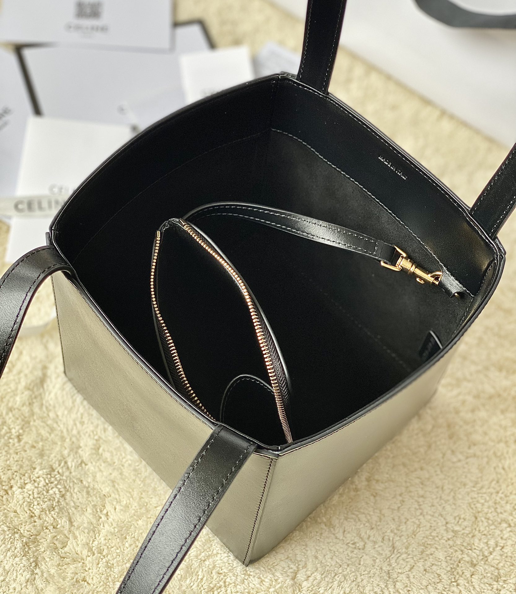 Ce**e cuir triomphe cube bag