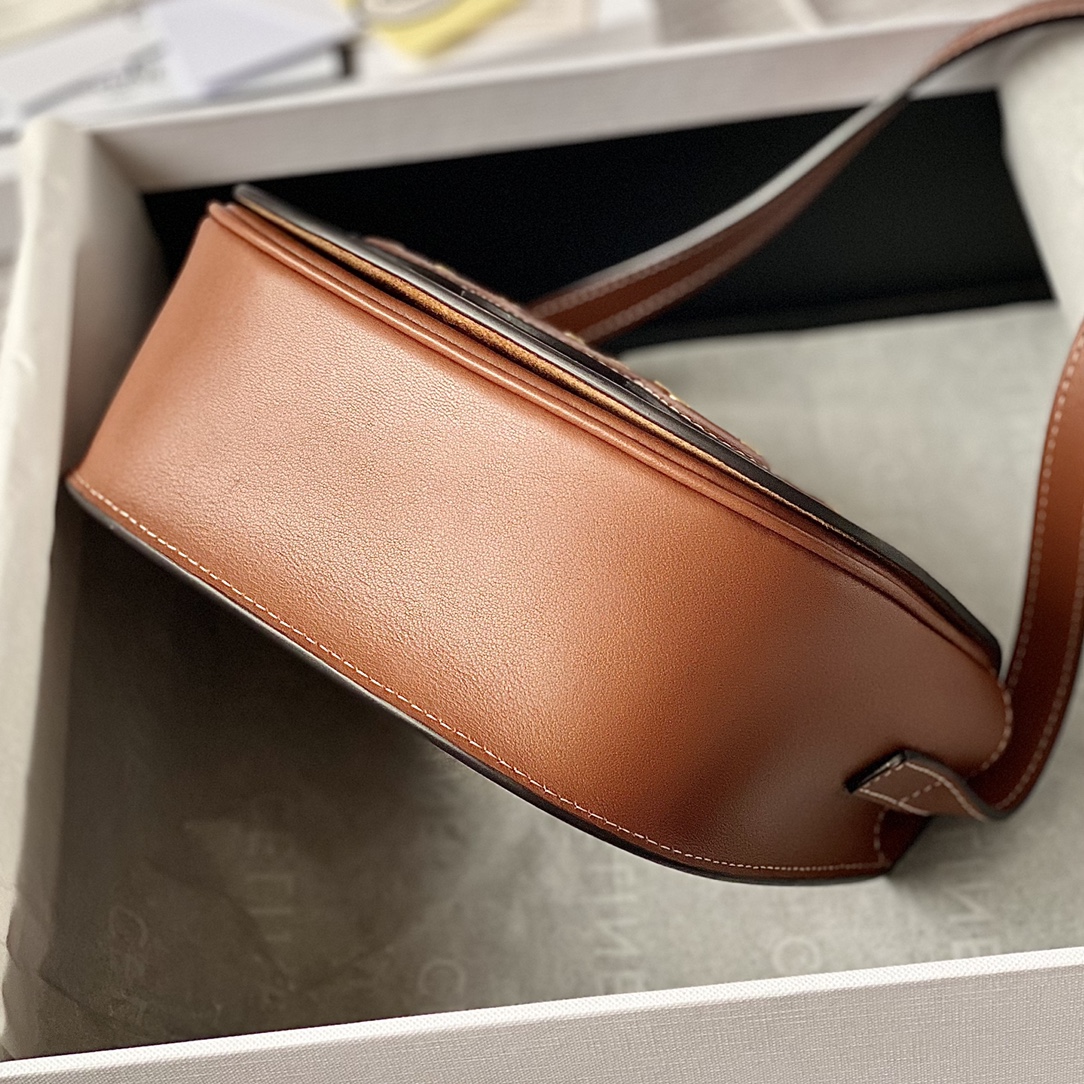 Ce**e folco cuir triomphe