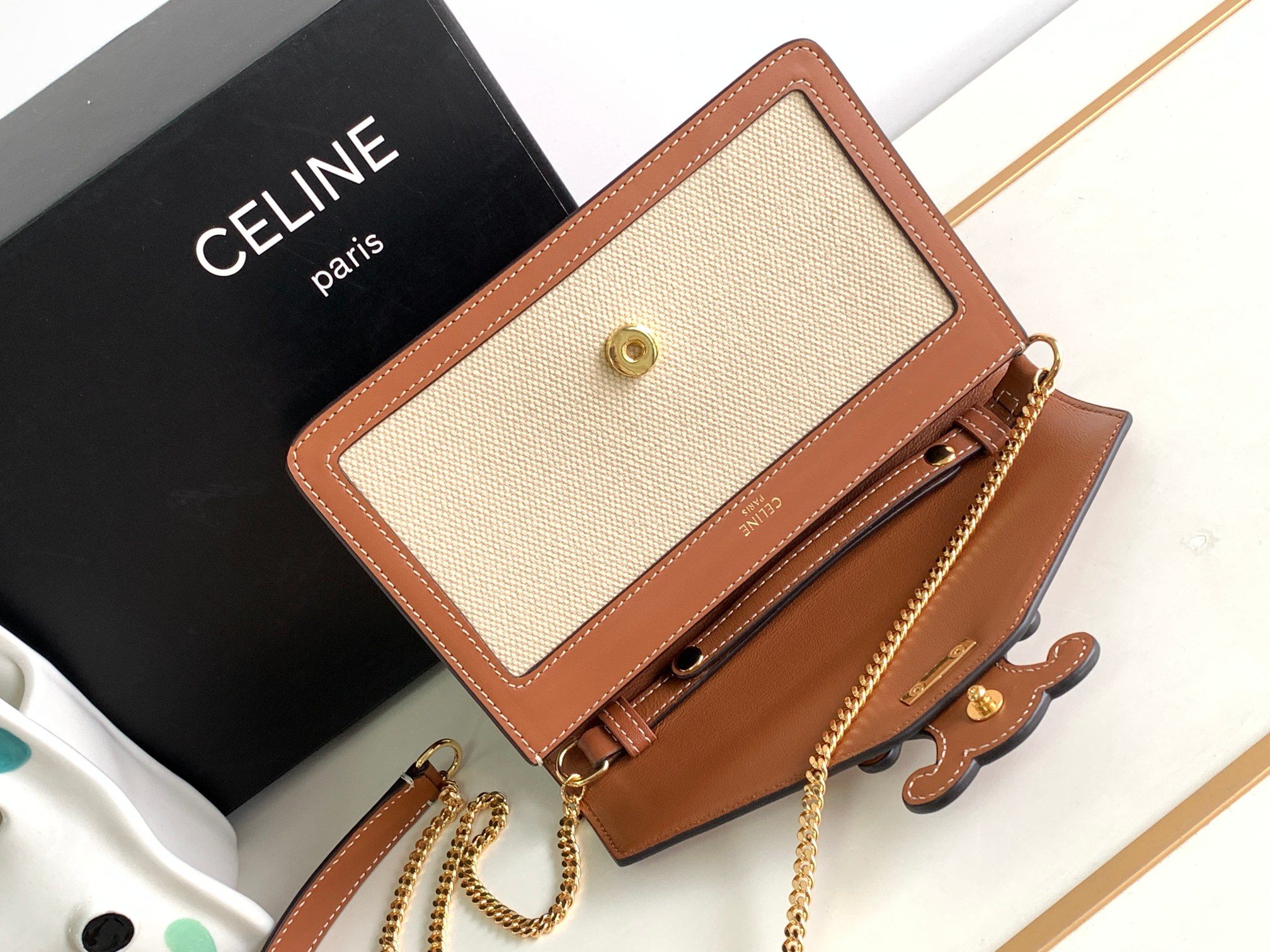 Ce**e wallet on chain triomphe