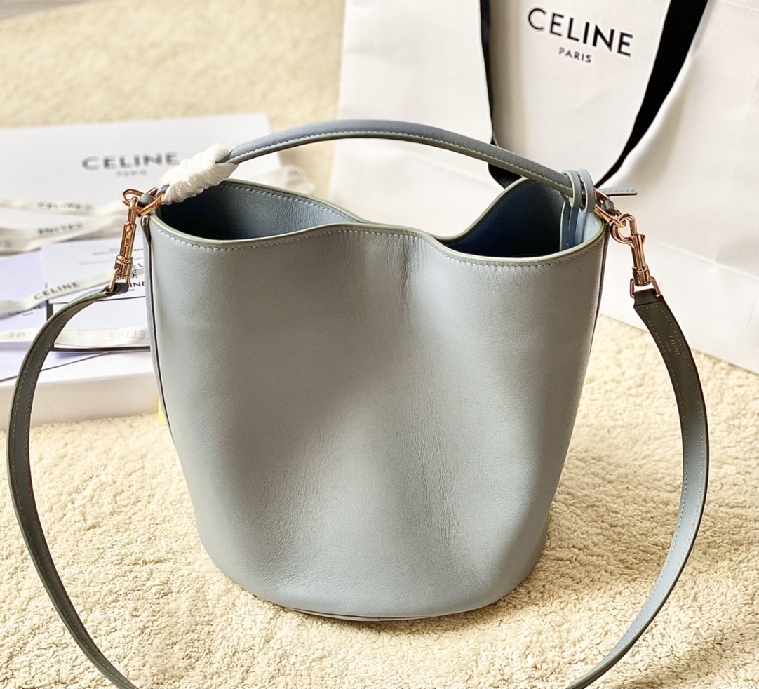 Ce**e bucket 16