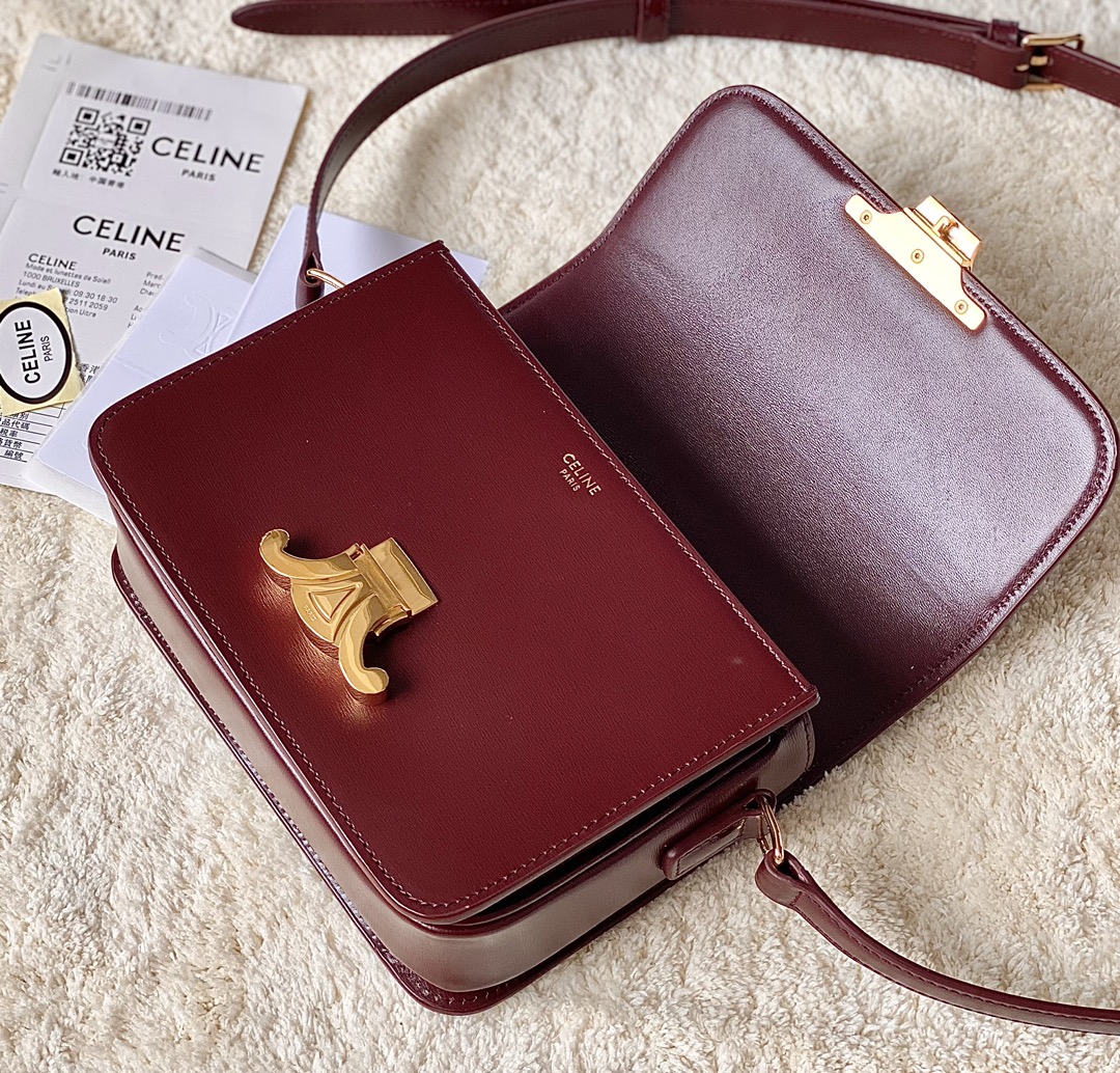 Ce**e teen triomphe bag