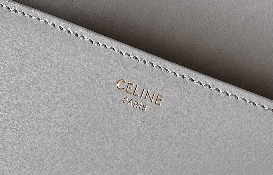 Ce**e teen triomphe bag