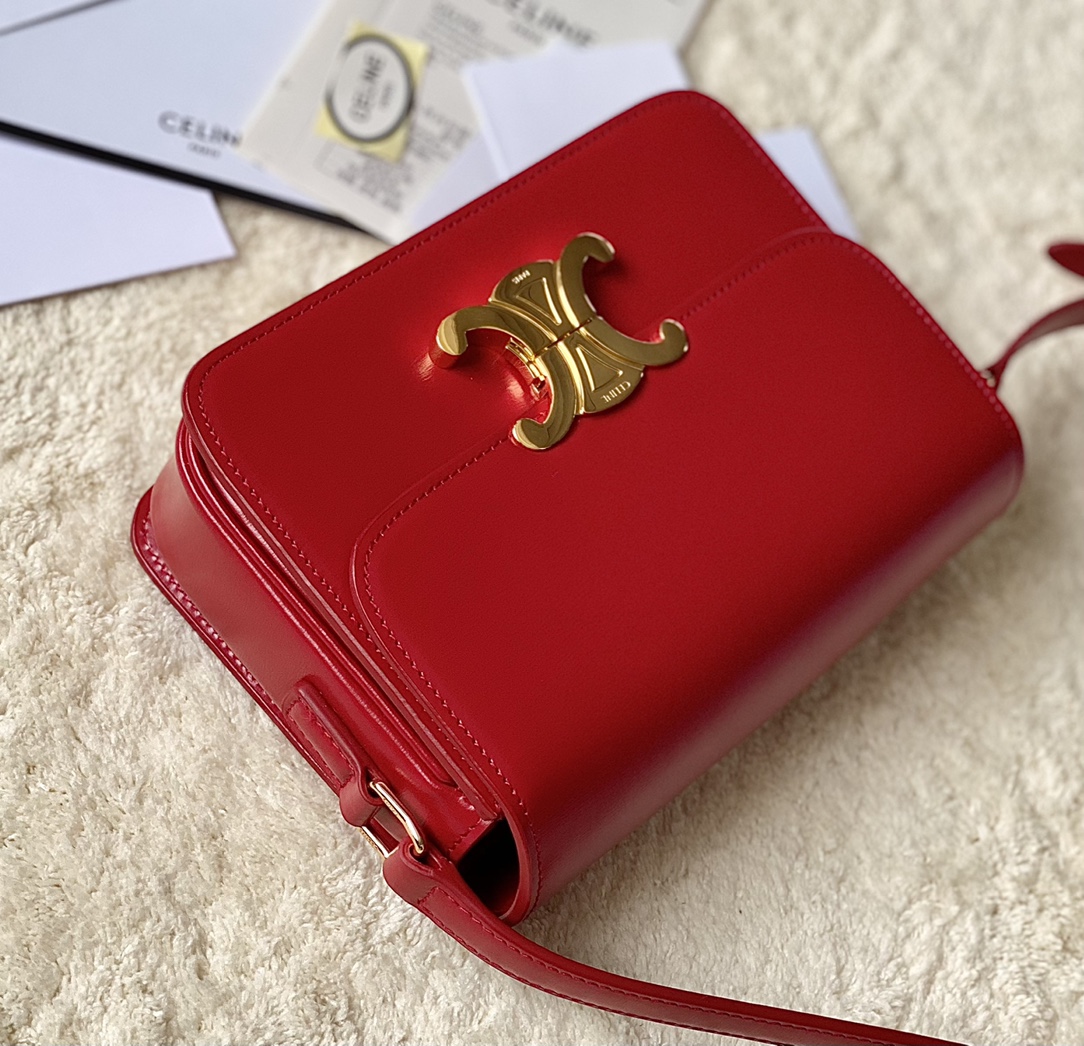 Ce**e teen triomphe bag