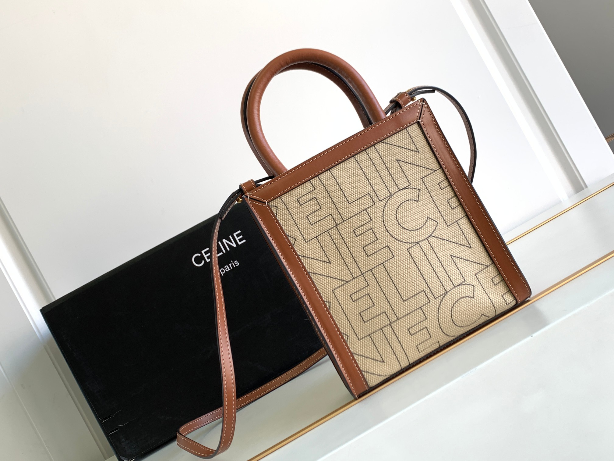 Ce**e mini tote
