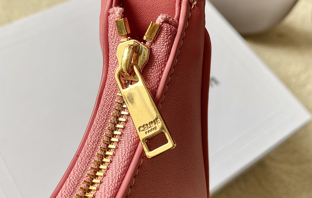 Ce**e ava bag