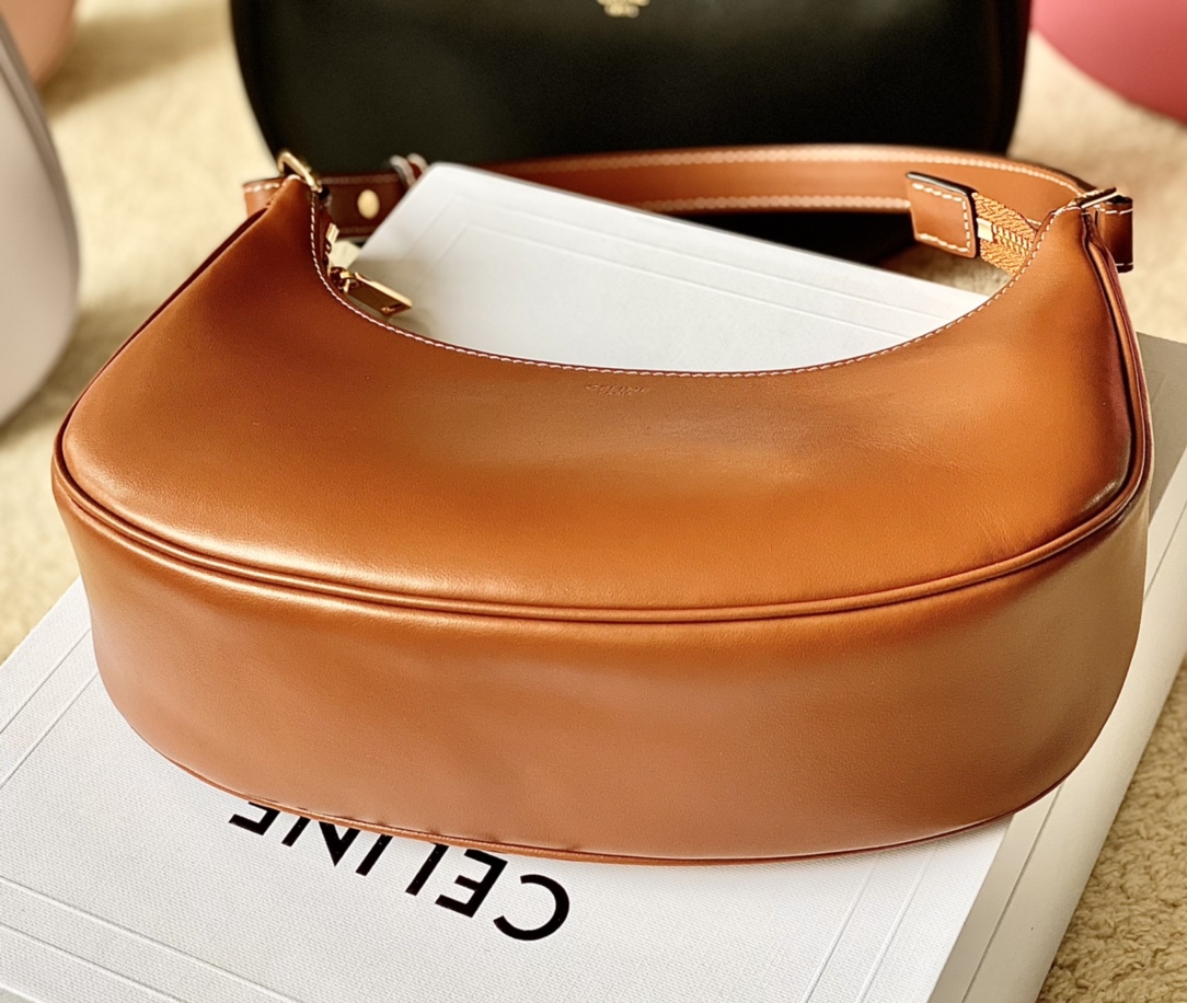 Ce**e ava bag
