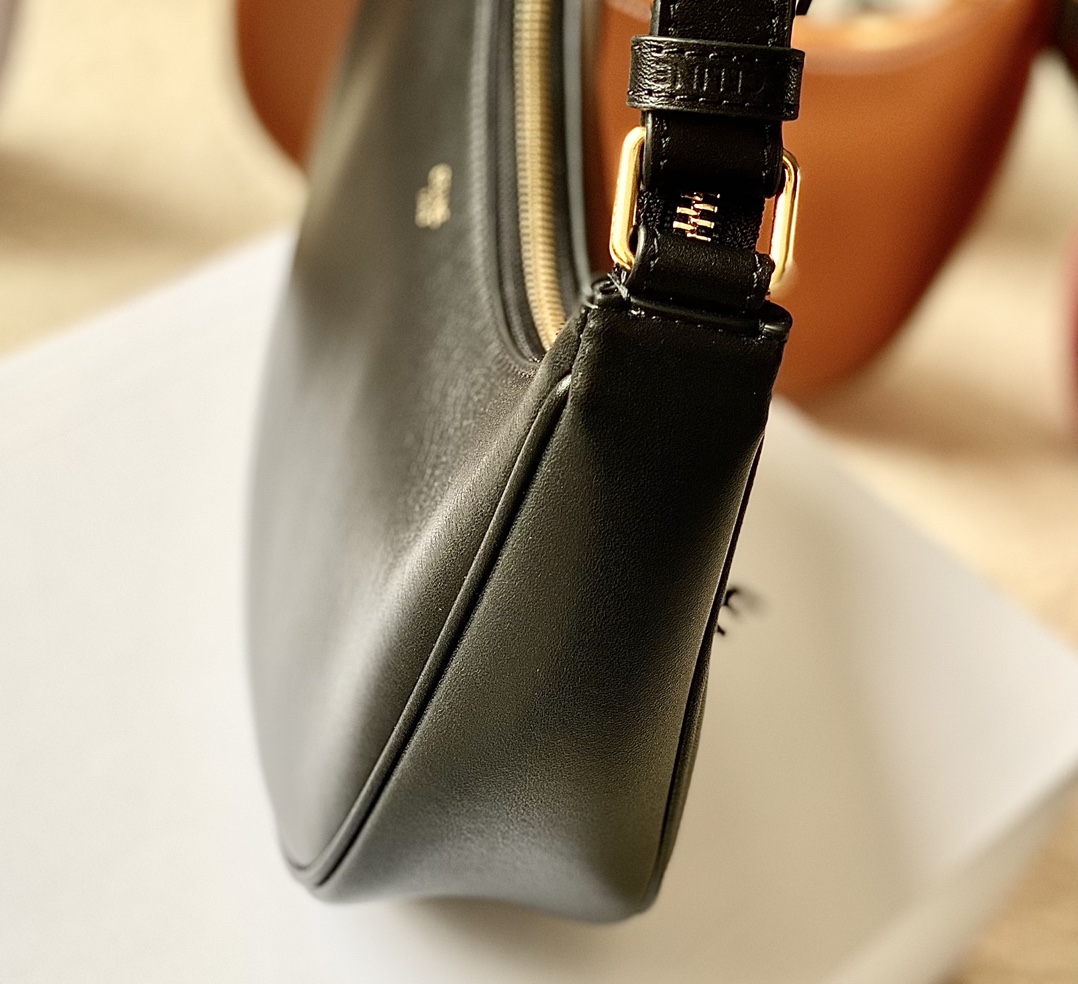 Ce**e ava bag