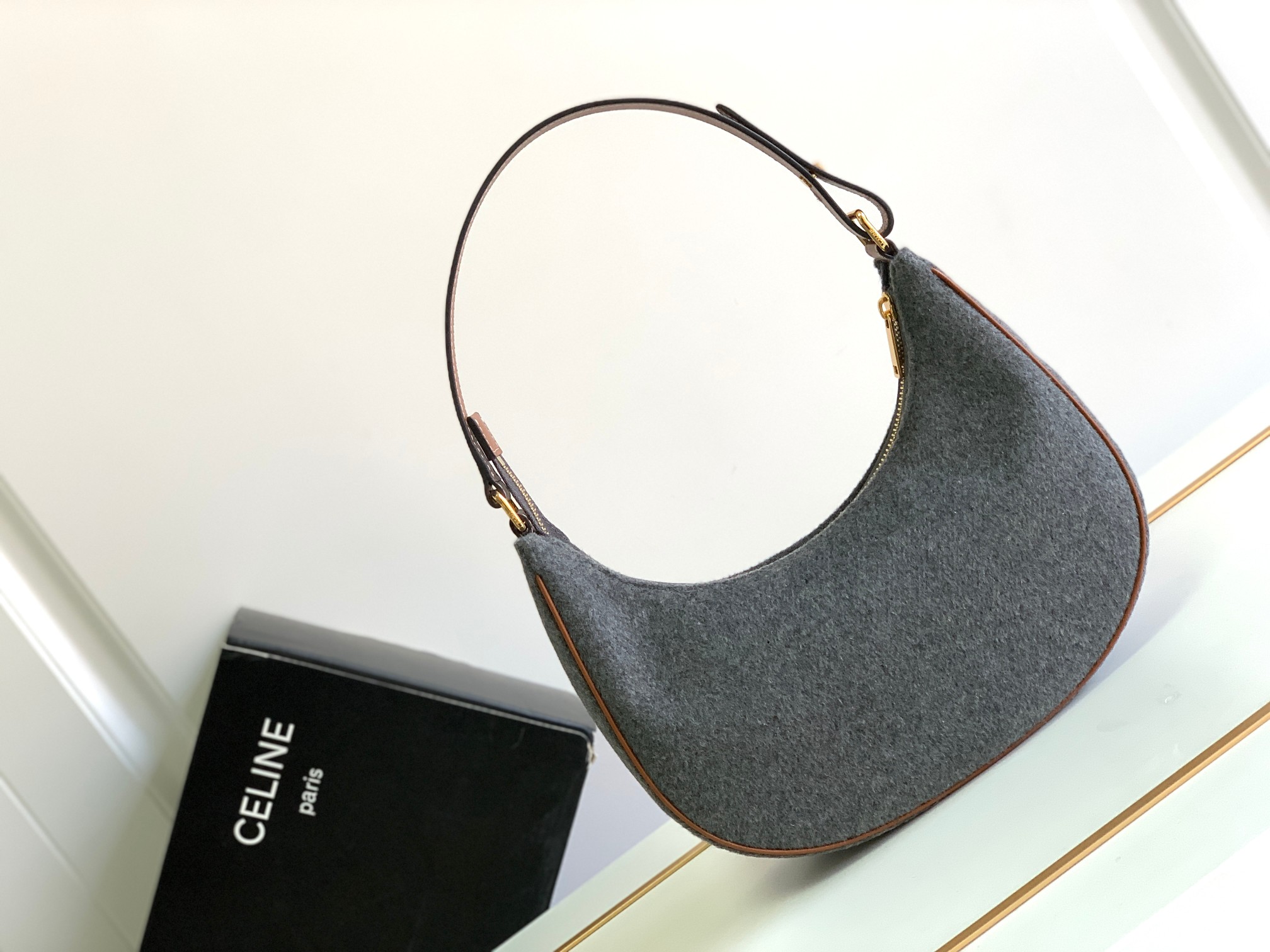 Ce**e ava bag