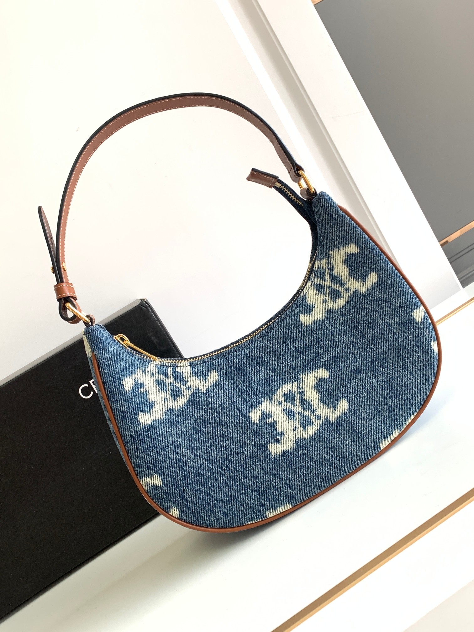Ce**e ava bag