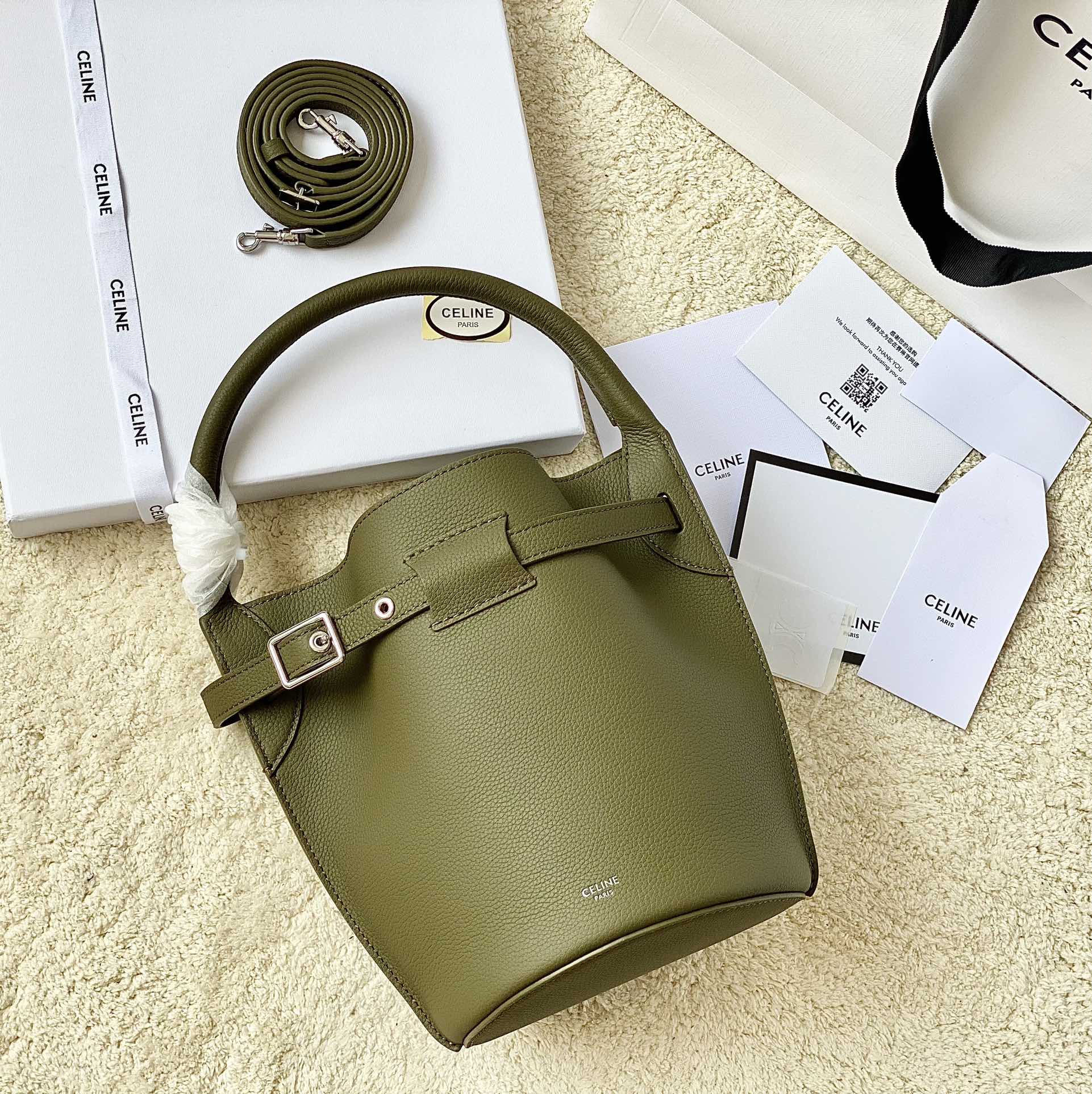 Ce**e small bucket bag