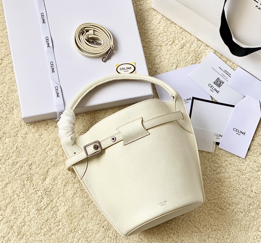 Ce**e small bucket bag