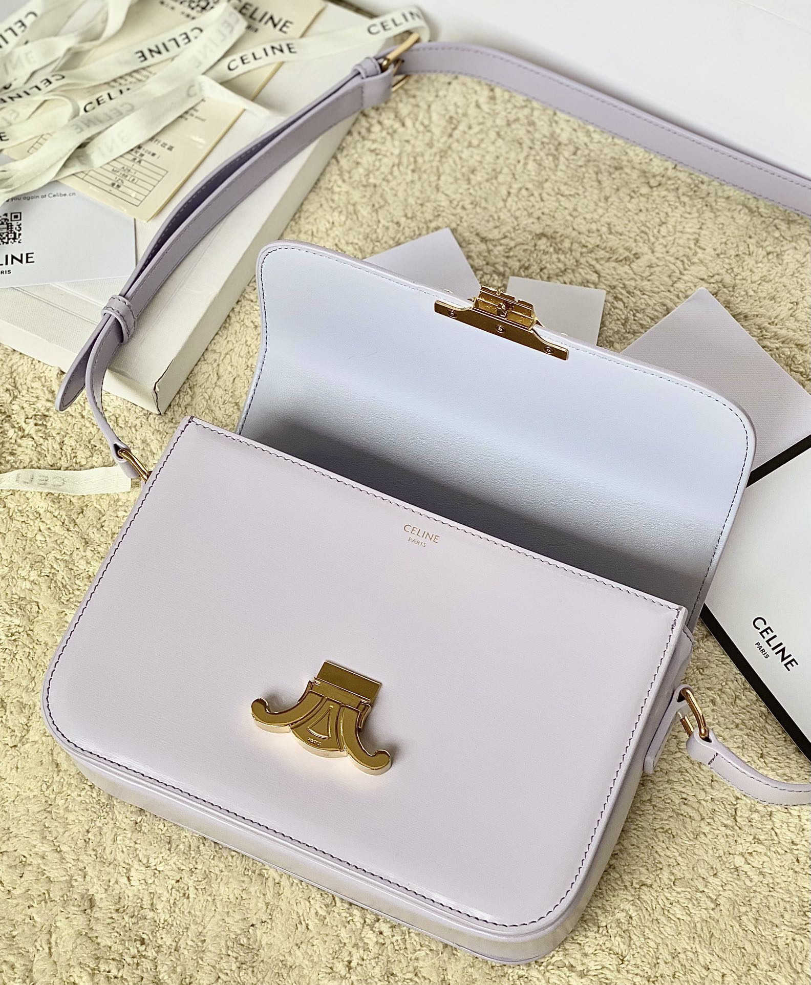 Ce**e classique triomphe bag