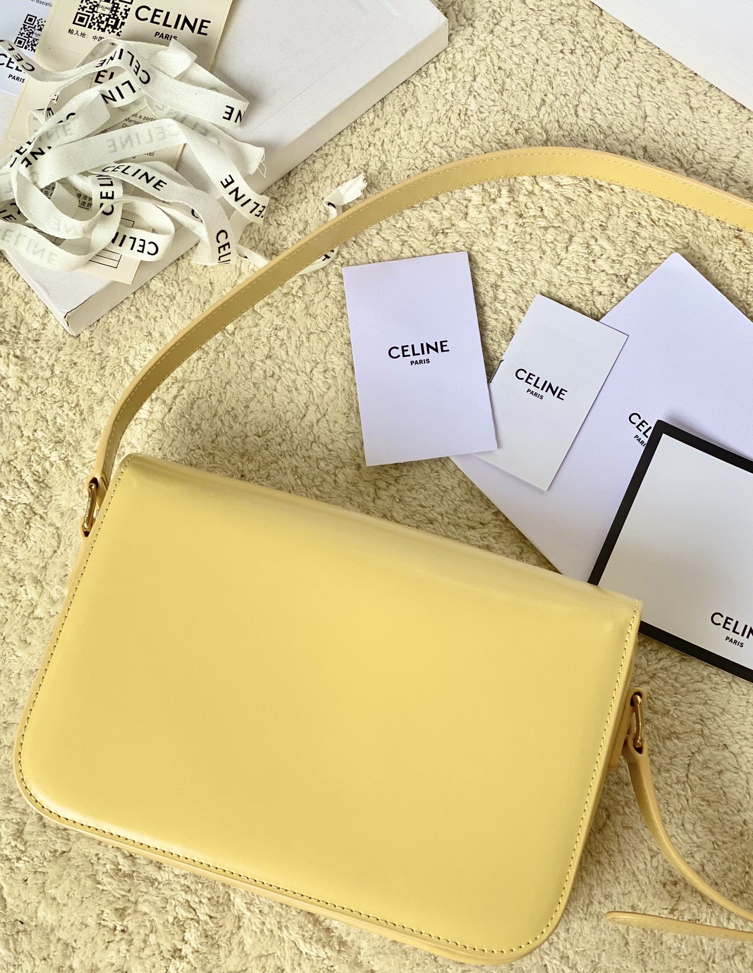 Ce**e classique triomphe bag